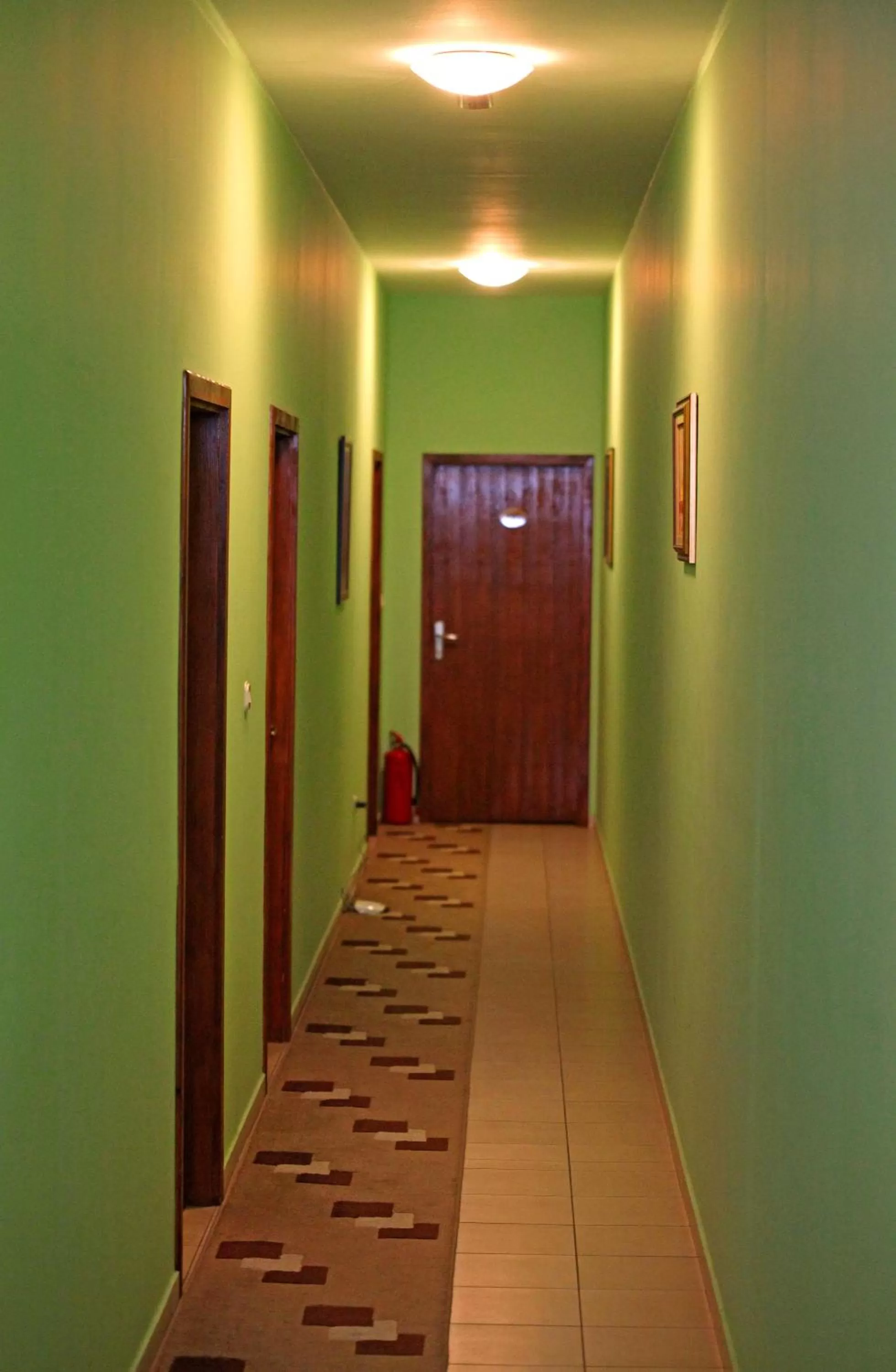 Property building in Rooms Lišnić
