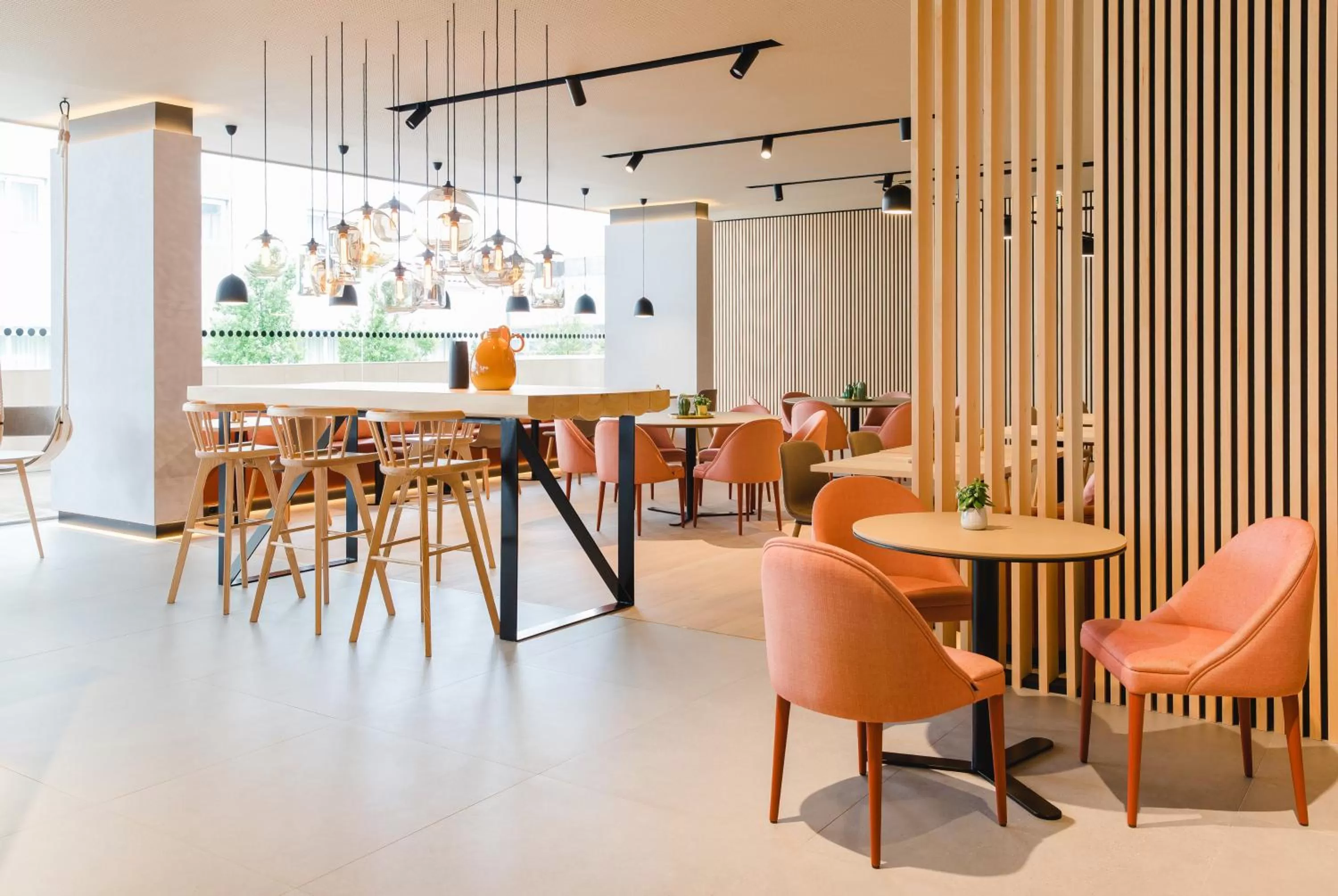 Restaurant/places to eat in Mercure Fátima