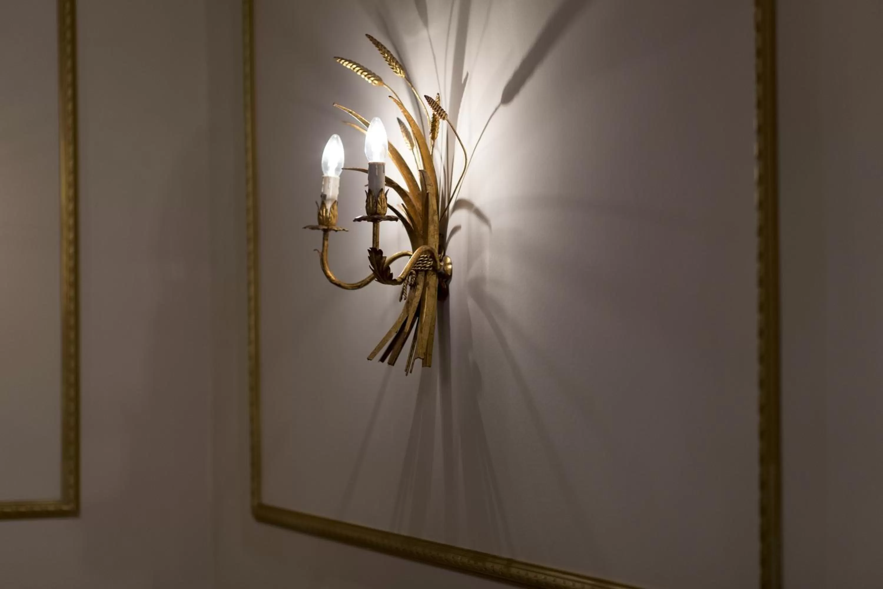 Decorative detail in Palais Esplanade Hamburg - Adults Only