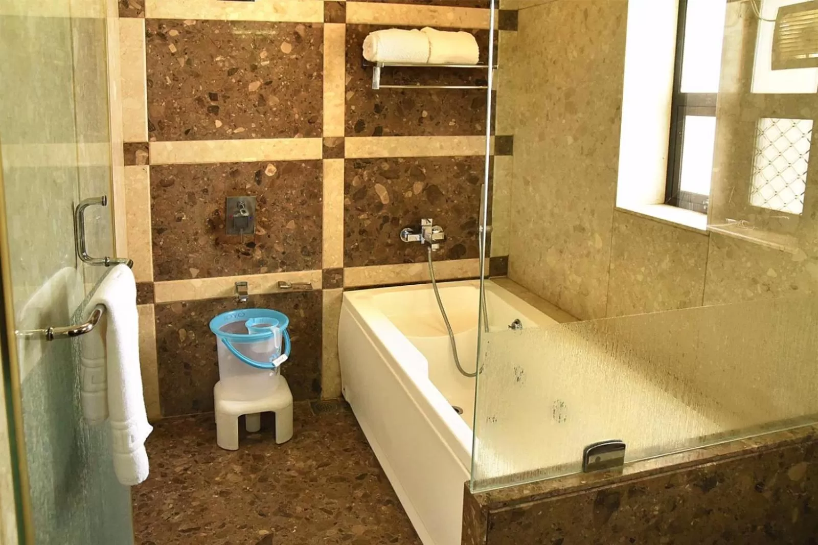 Bathroom in Hotel Fortune Palace