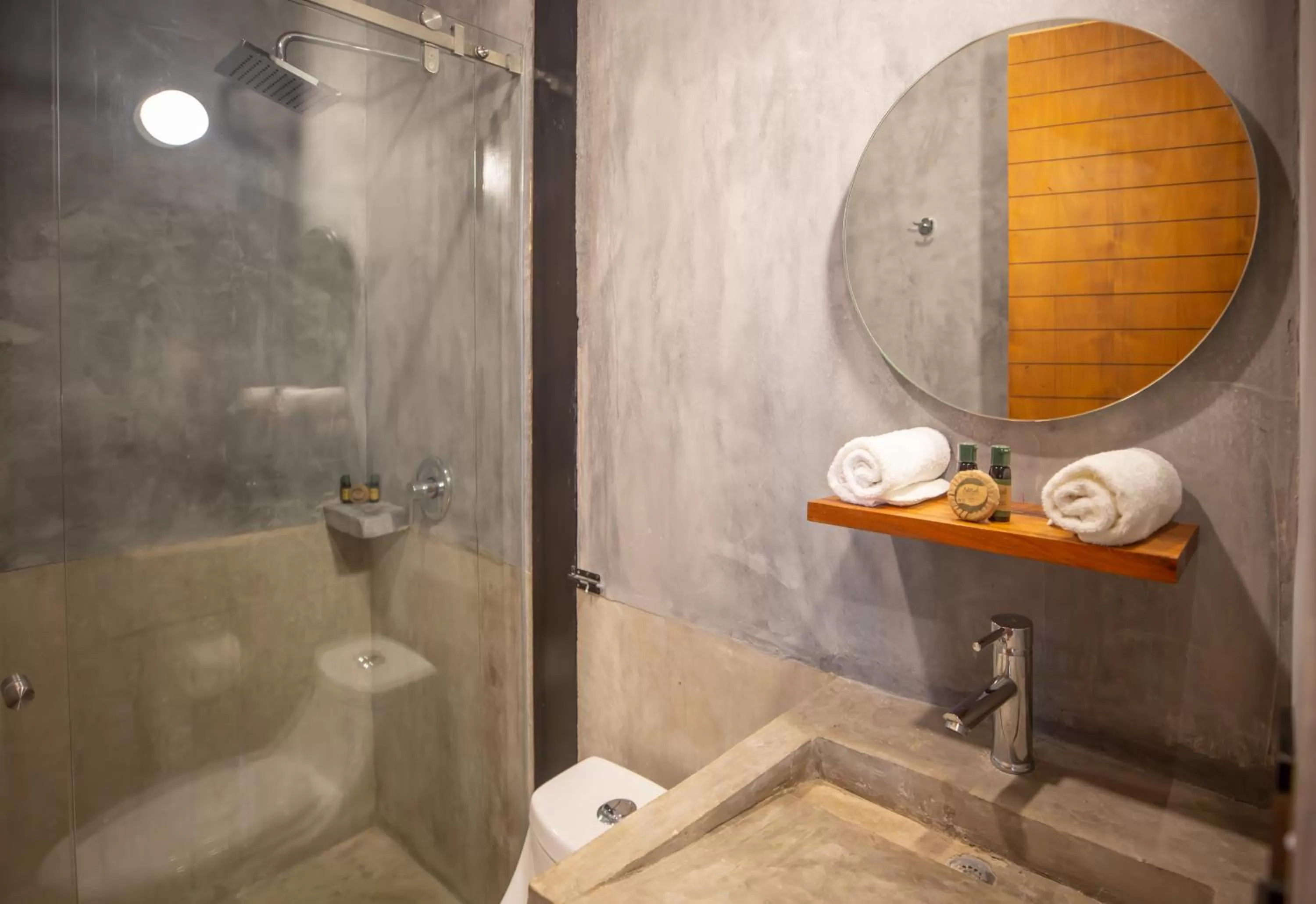Toilet in Nuee Hotel & Beach Club