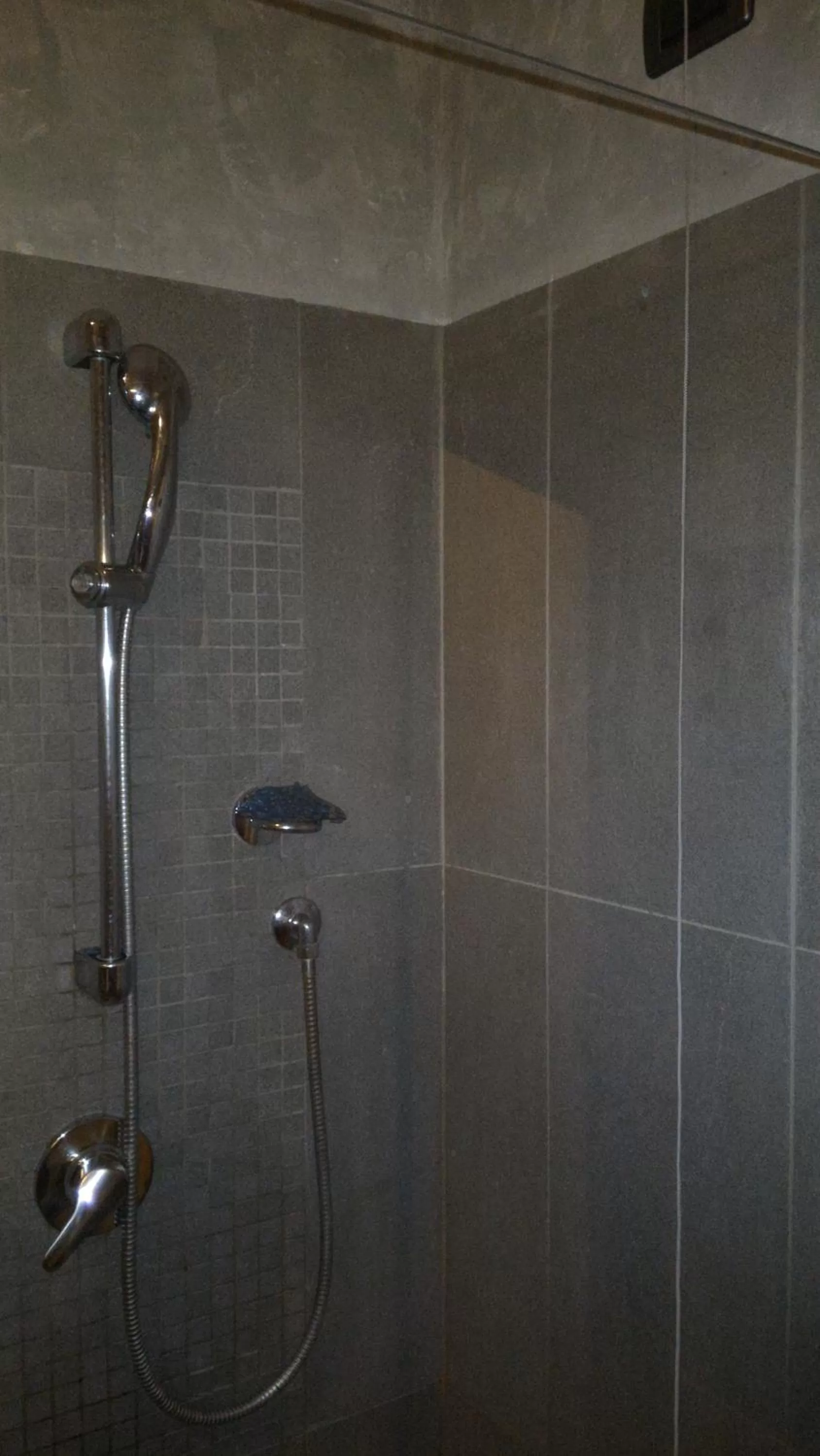 Shower in Hotel Lux
