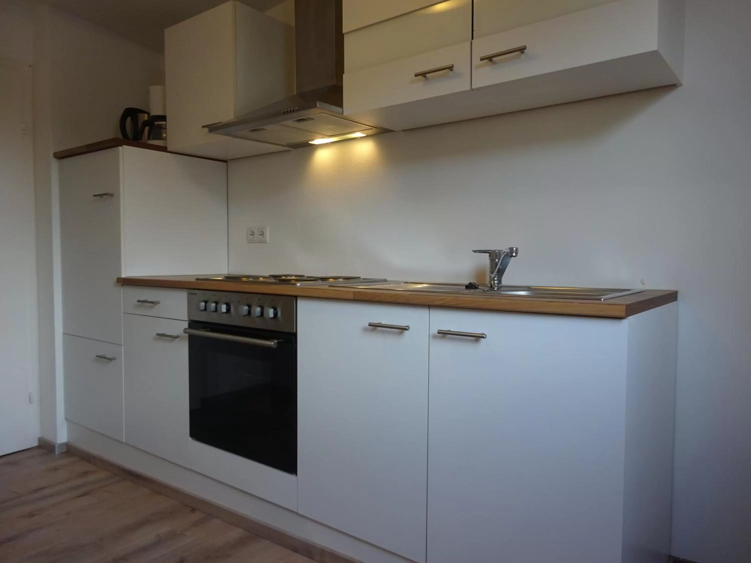 Kitchen/Kitchenette in Gästehaus Weingärtner