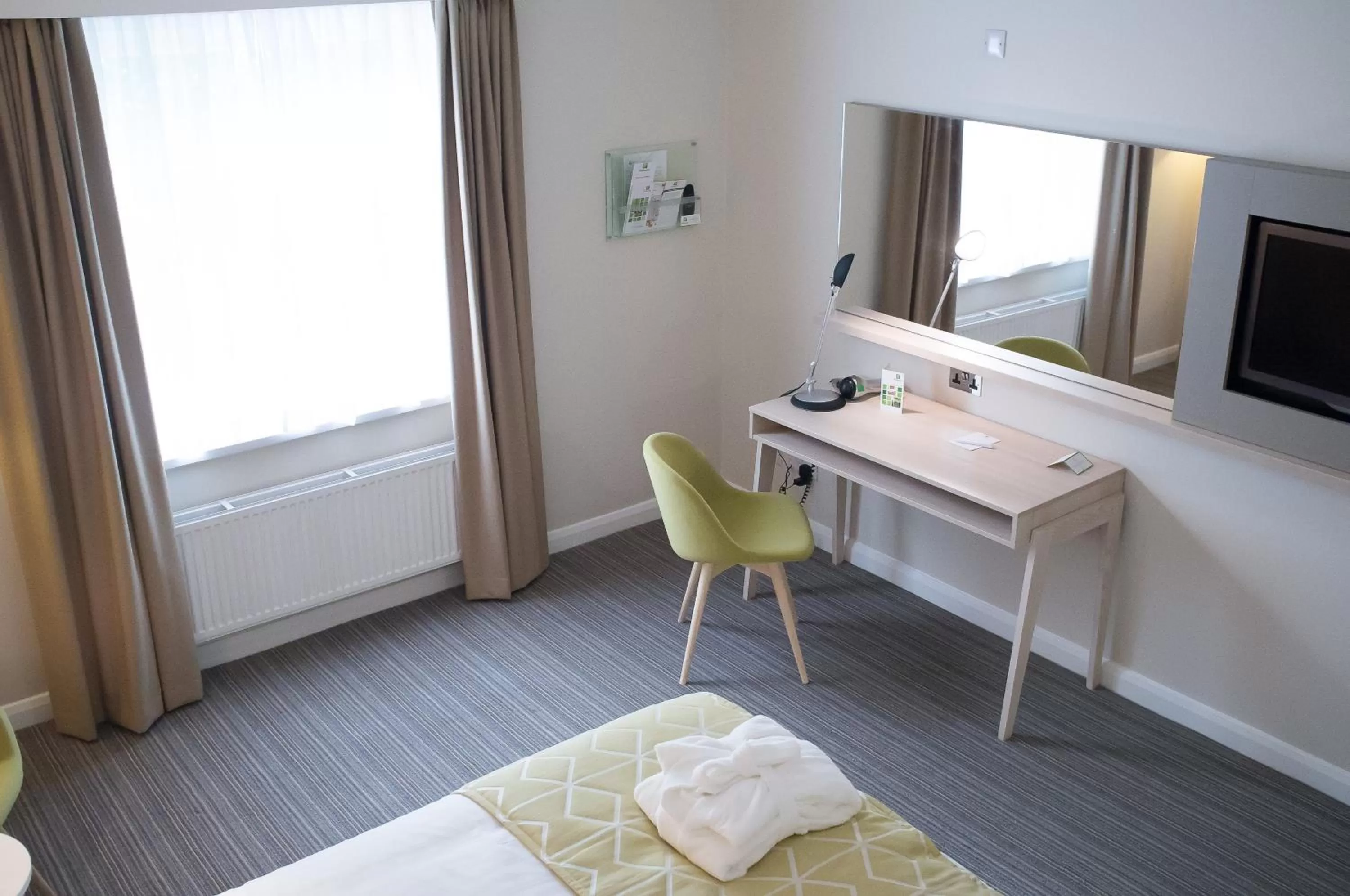 Photo of the whole room in Holiday Inn Corby Kettering A43 by IHG