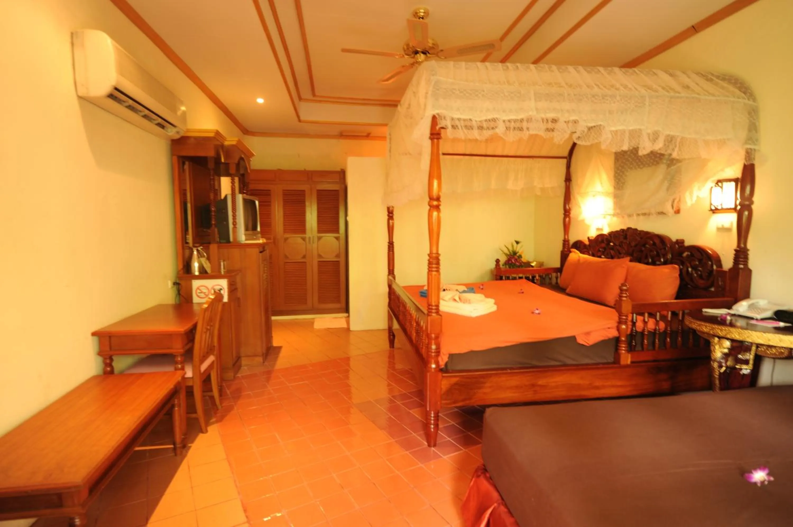 Photo of the whole room in Chaweng Resort