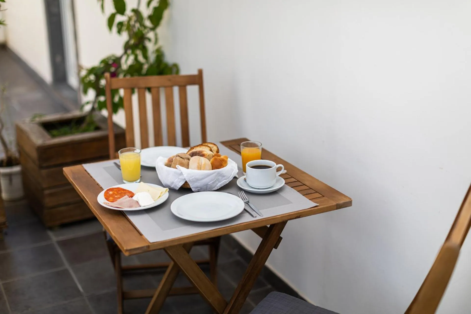 Food and drinks in Hotel Arcanjo