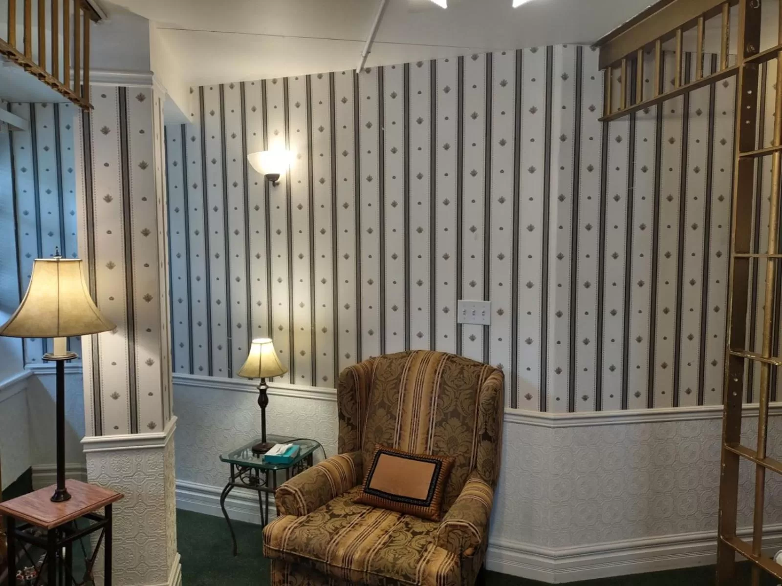 Seating area in The King George Inn