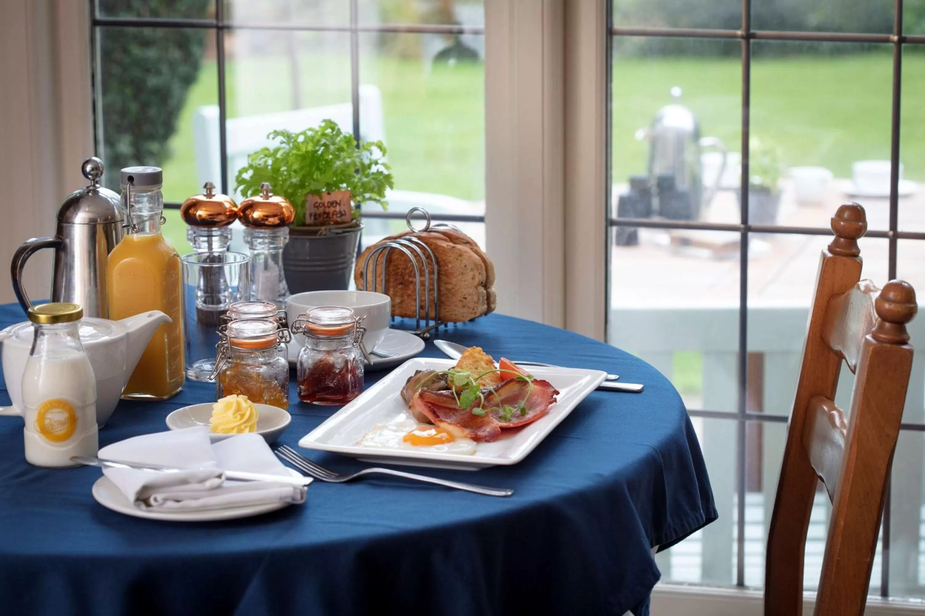 Restaurant/places to eat in The Grange at Oborne