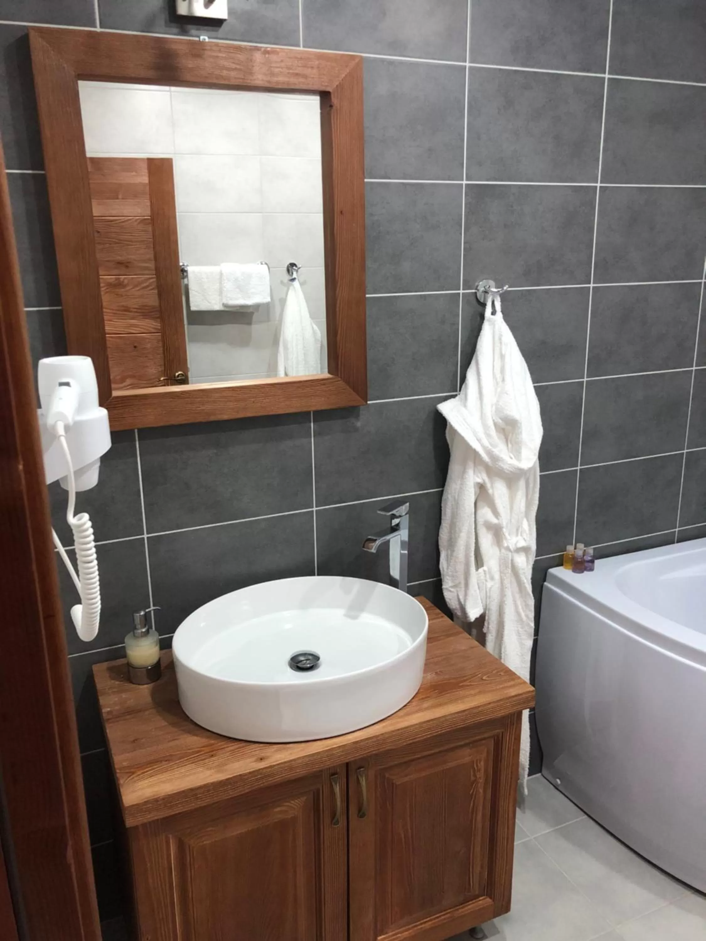 Bathroom in Hotel Serdar