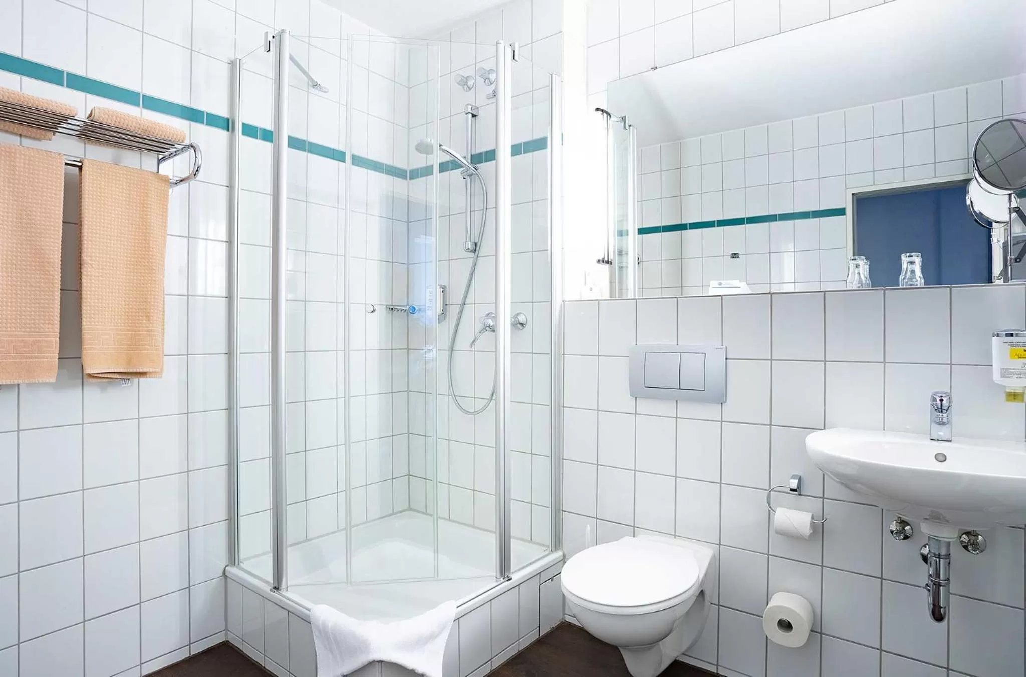 Bathroom in Essential by Dorint Herford/Vlotho