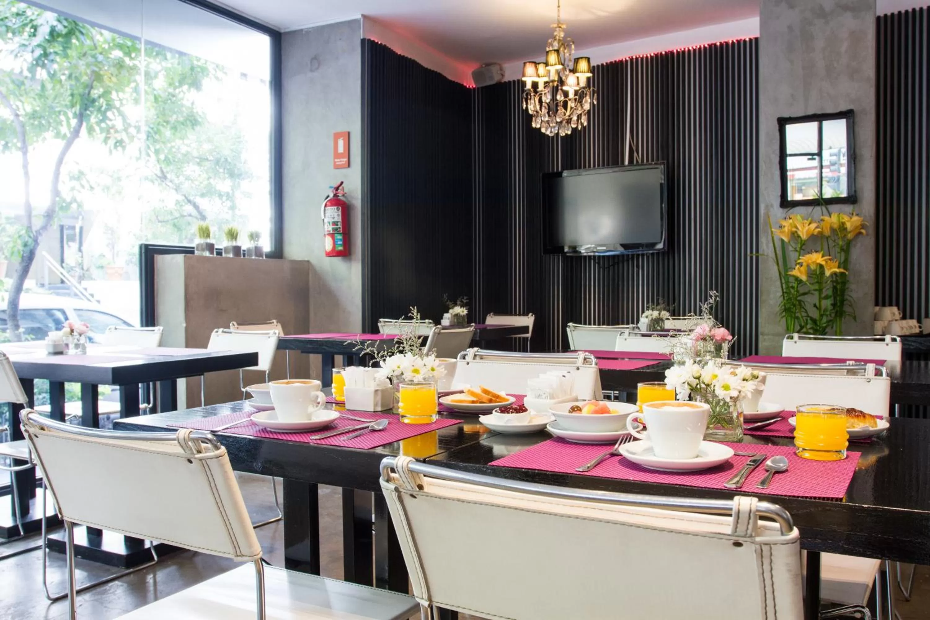 Breakfast in Épico Recoleta Hotel