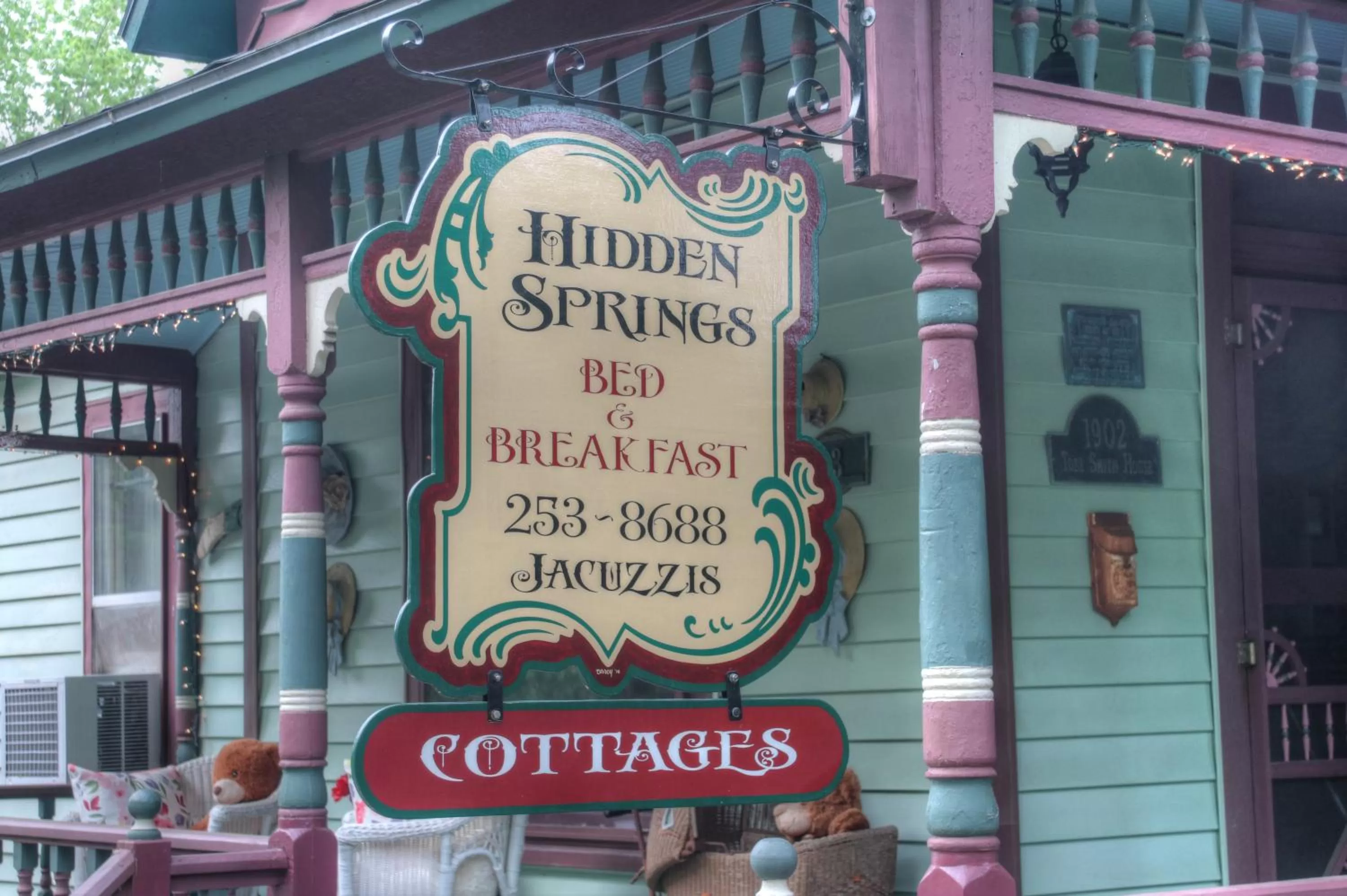 Property logo or sign in Hidden Springs Bed and Breakfast