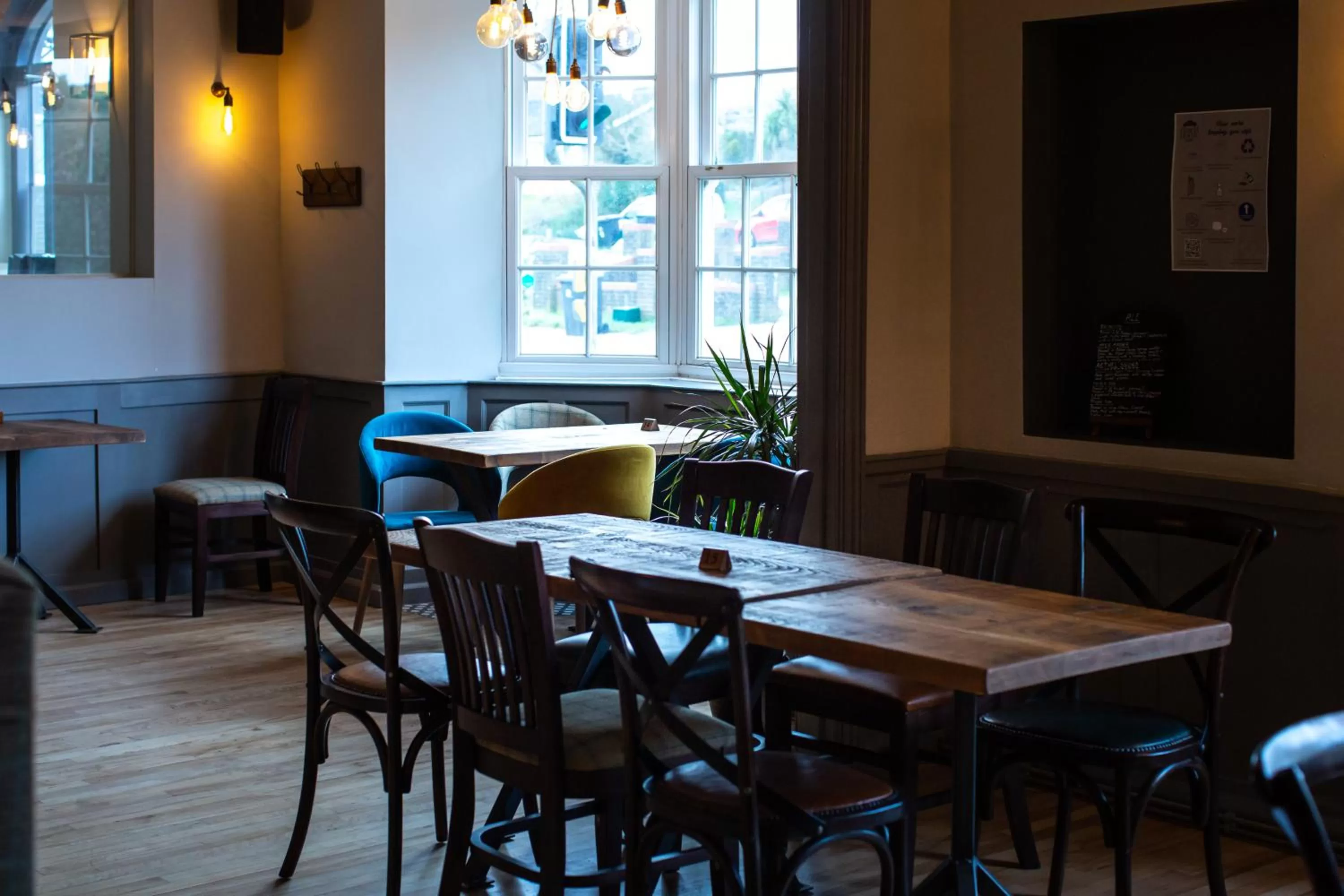 Dining area in Coach House Inn