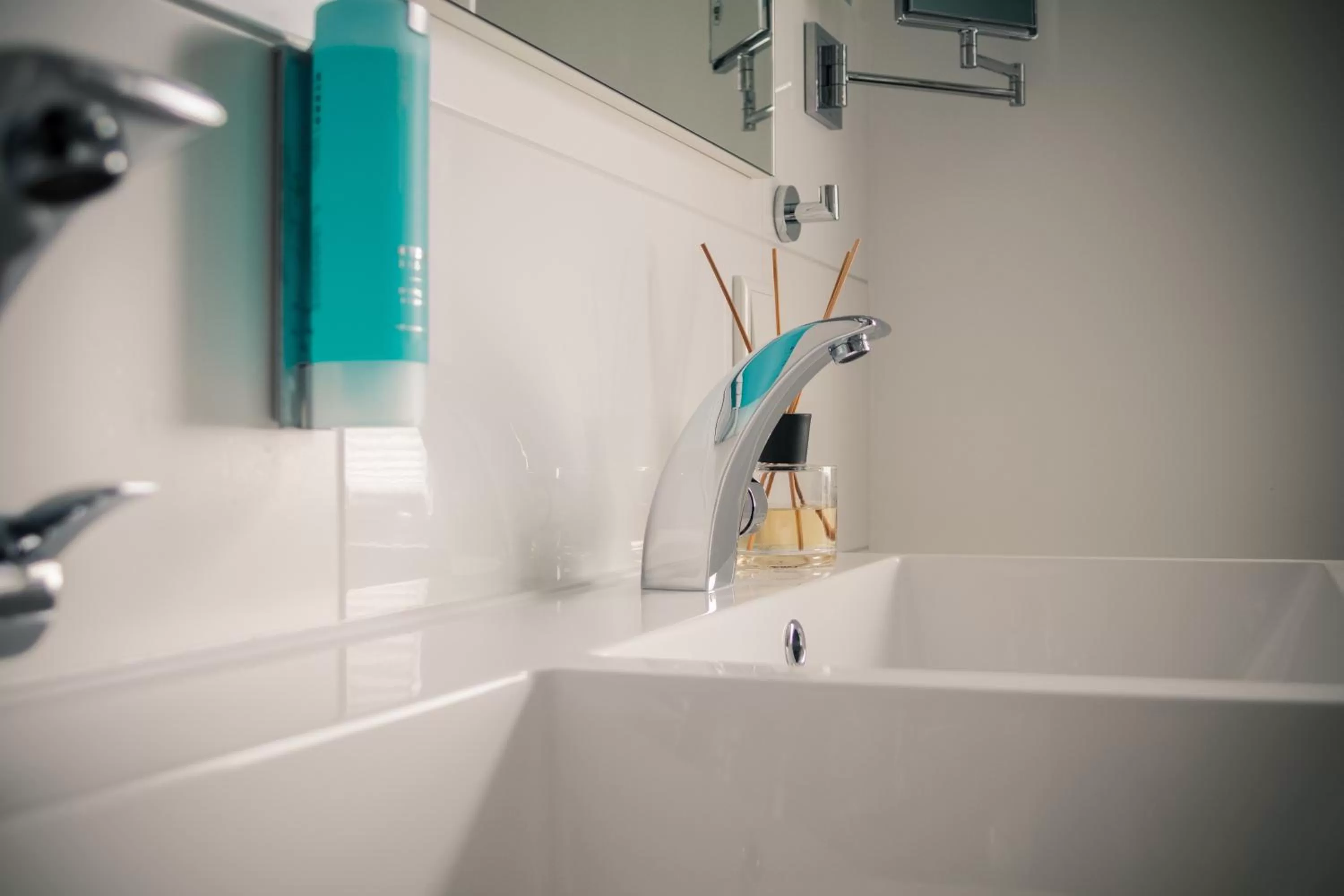 Bathroom in Hotel Deutscher Hof