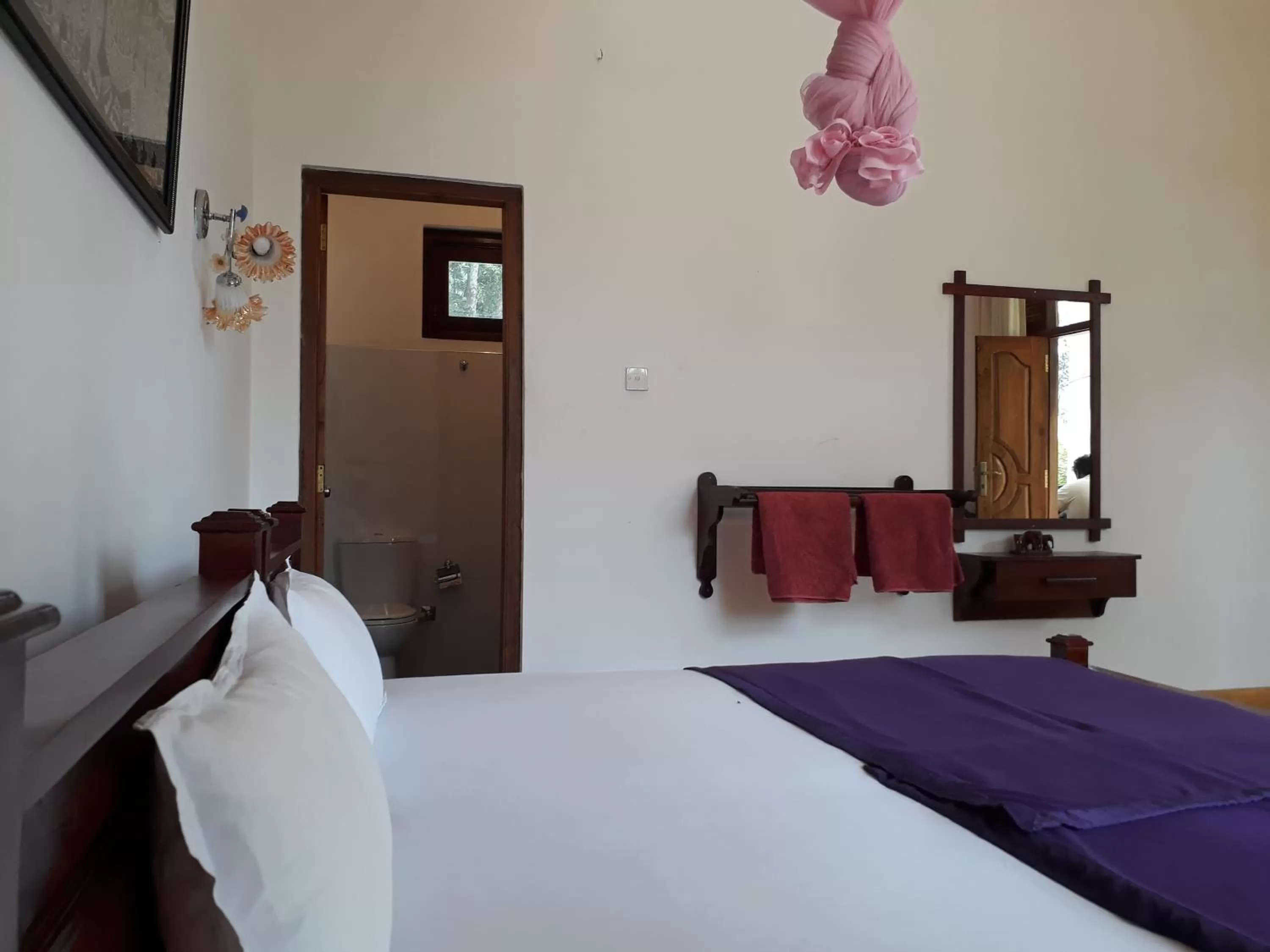 Bed in The Blue View Ella