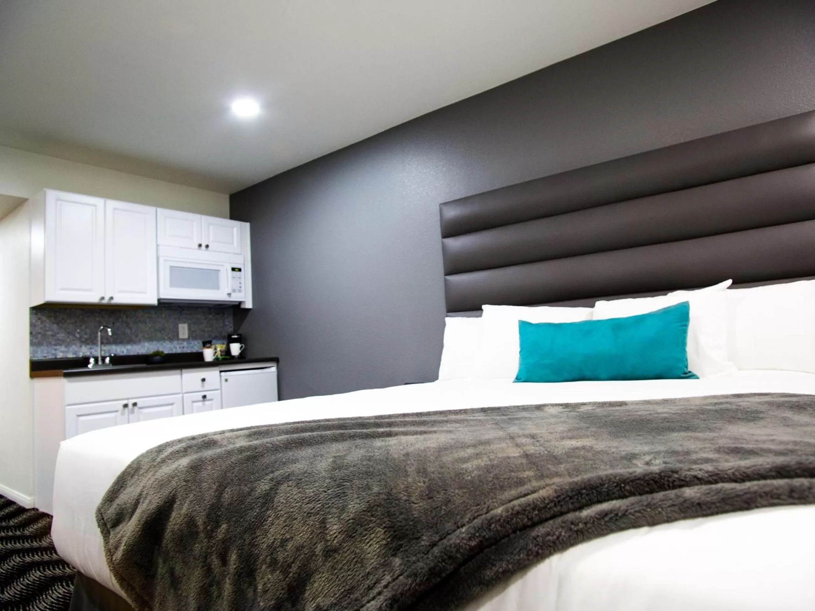 Bed in Siegel Select LV Strip-Convention Center