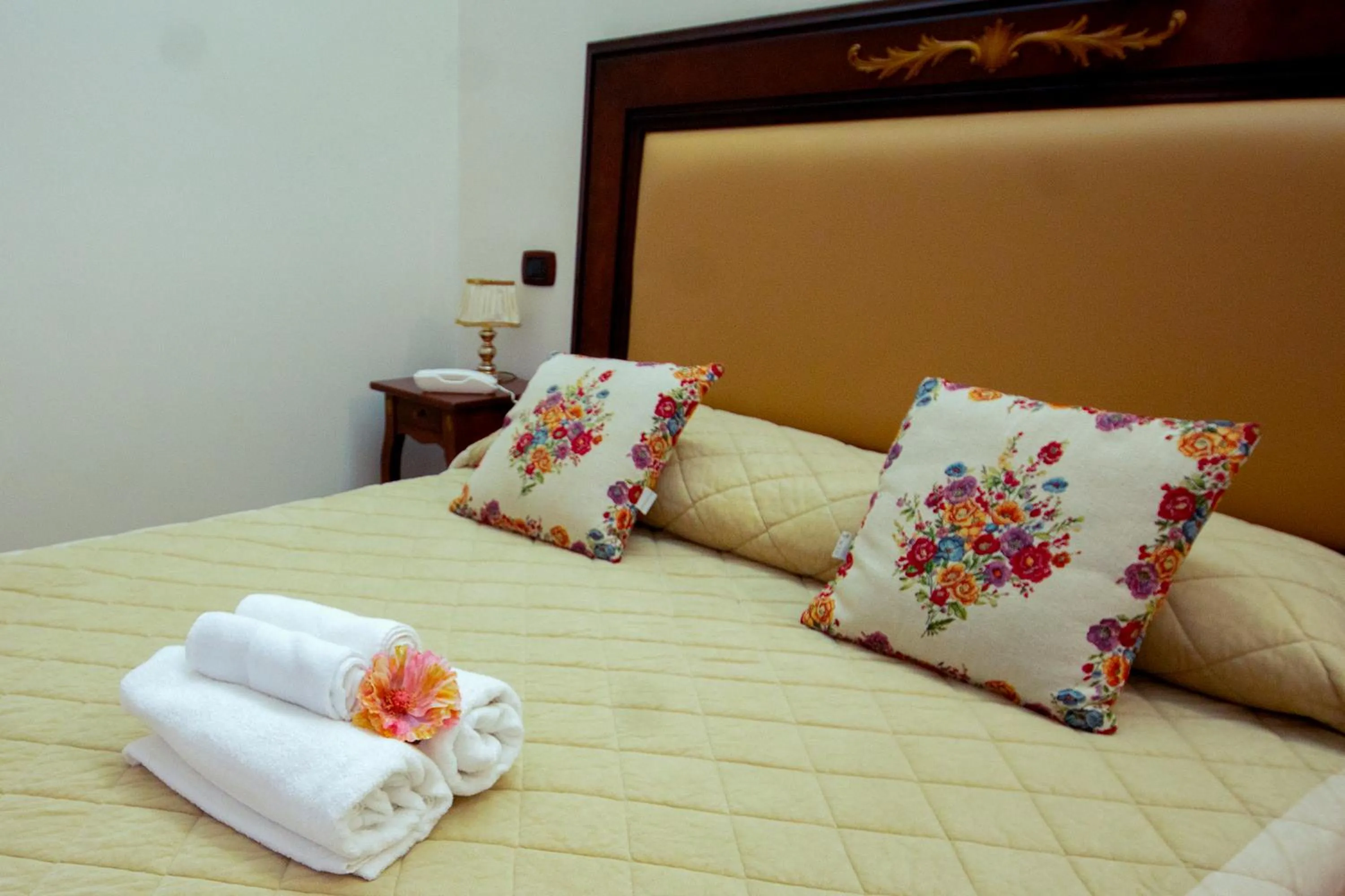 Photo of the whole room, Bed in Hotel Lanfipe Palace