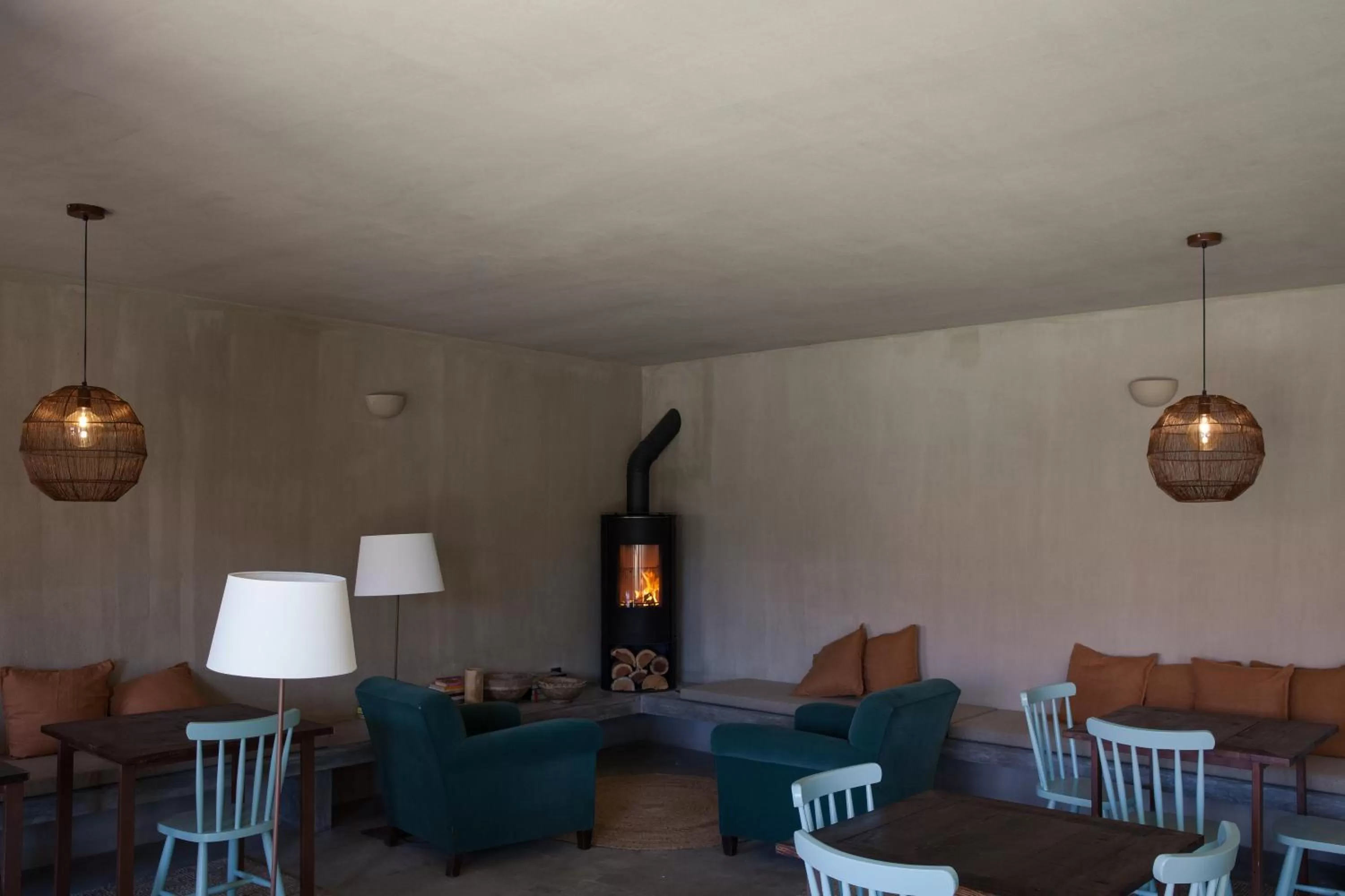 Living room in Azenhas do Mar Valley House