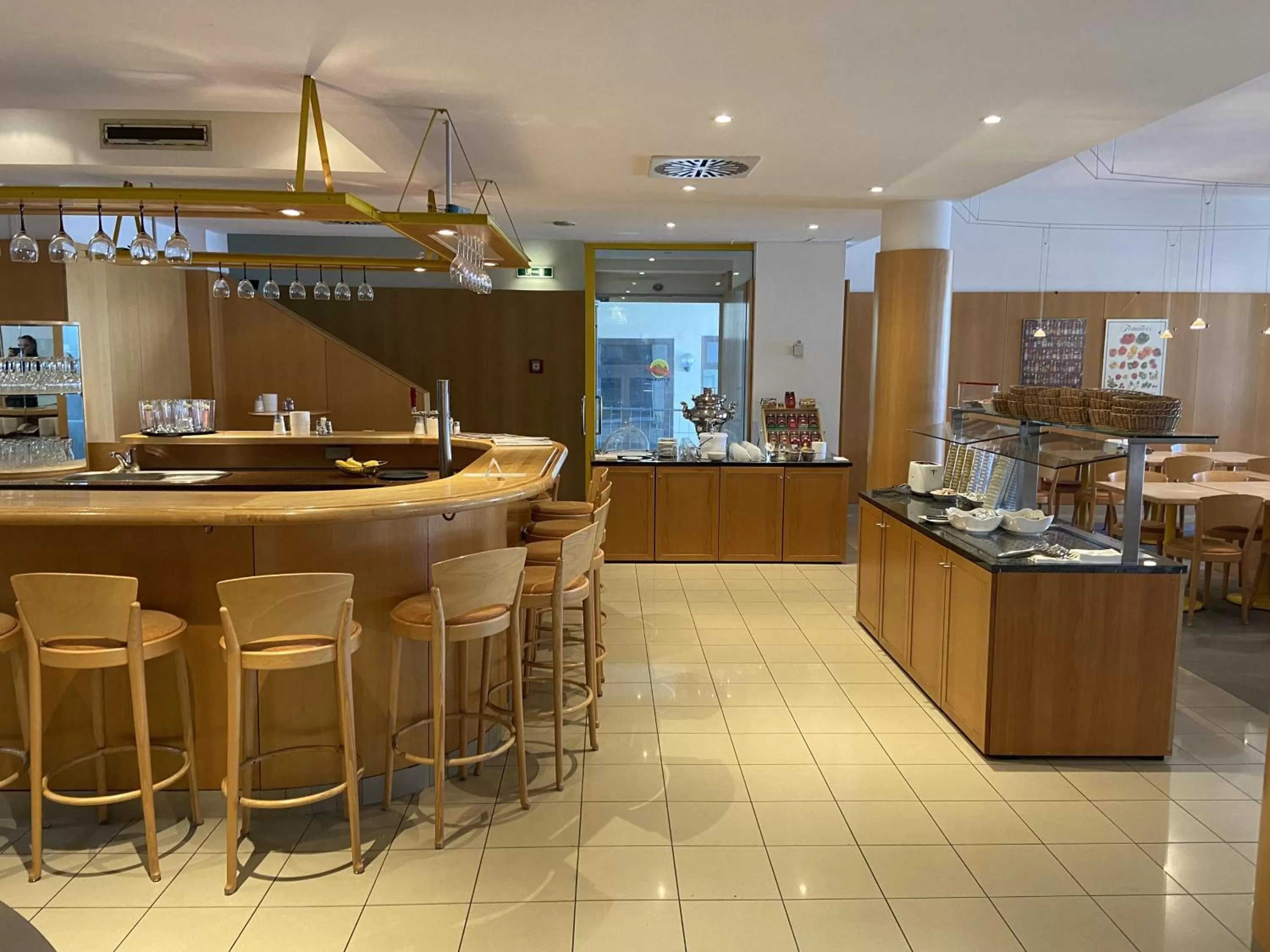 Buffet breakfast in Hotel Sonne Lienz