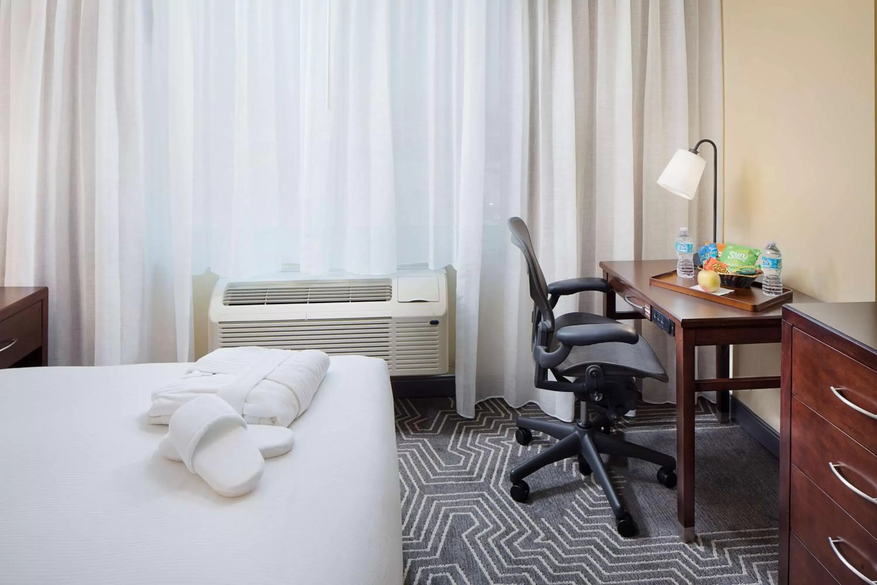 Queen Room - Amenities Delivered To Room in DoubleTree by Hilton Los Angeles/Commerce Queen Room - Amenities Delivered To Room in DoubleTree by Hilton Los Angeles/Commerce