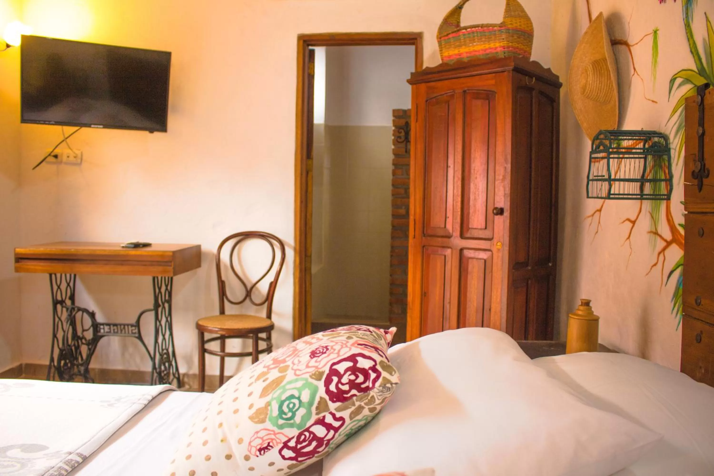 Photo of the whole room, Bed in CASA SINNING-año1637