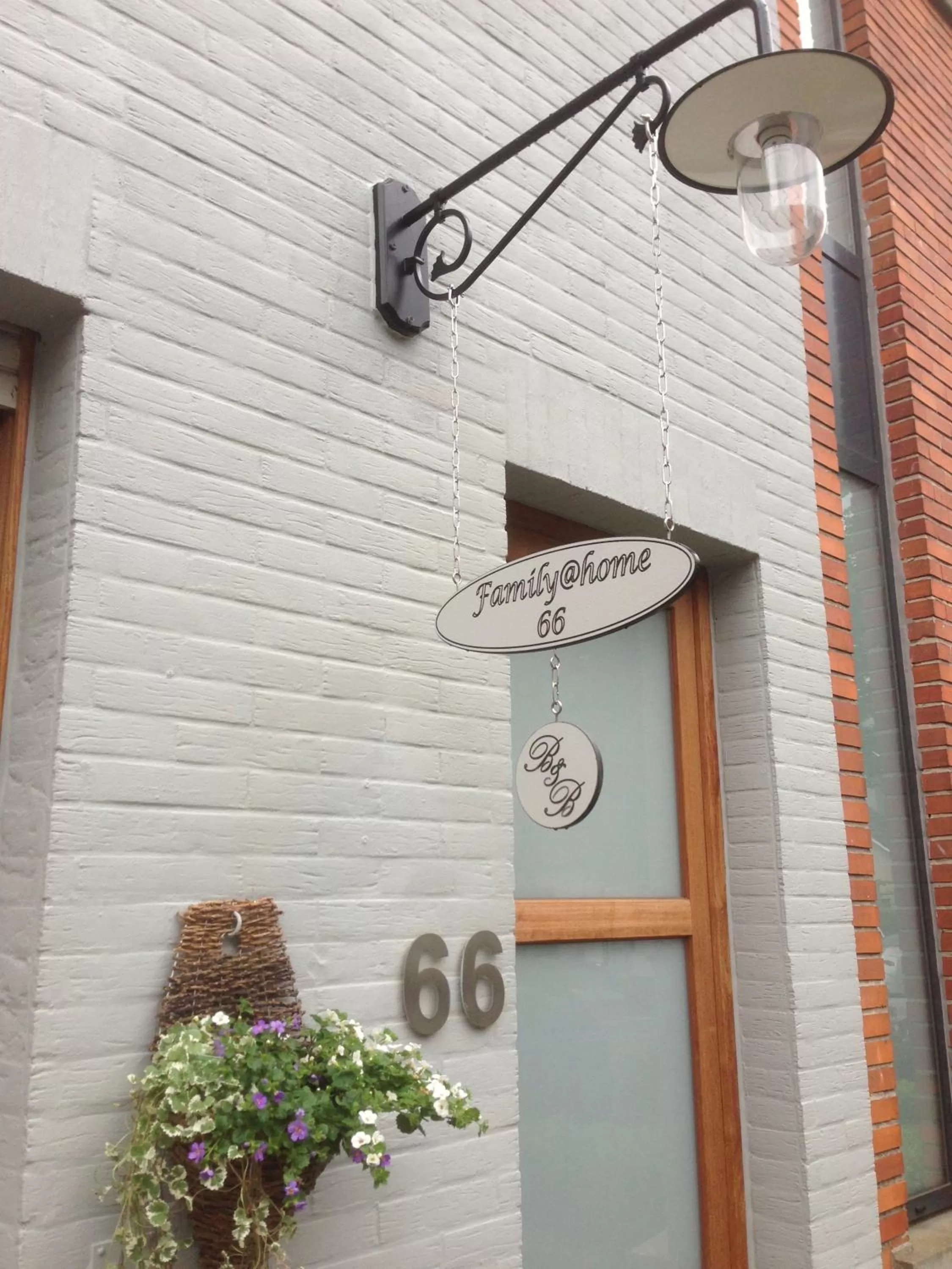 Facade/entrance in B&B Family@home66