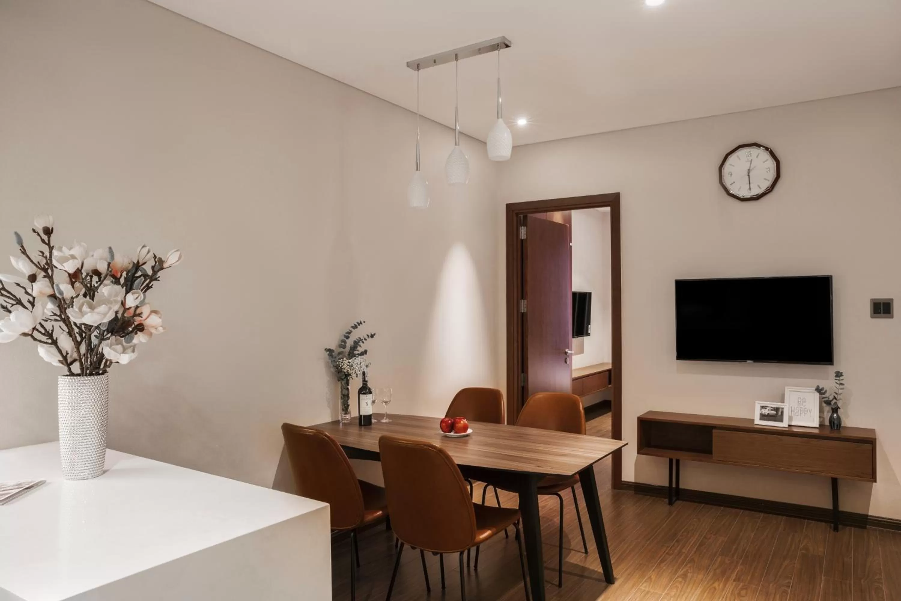 Dining area in DHTS Business Hotel & Apartment