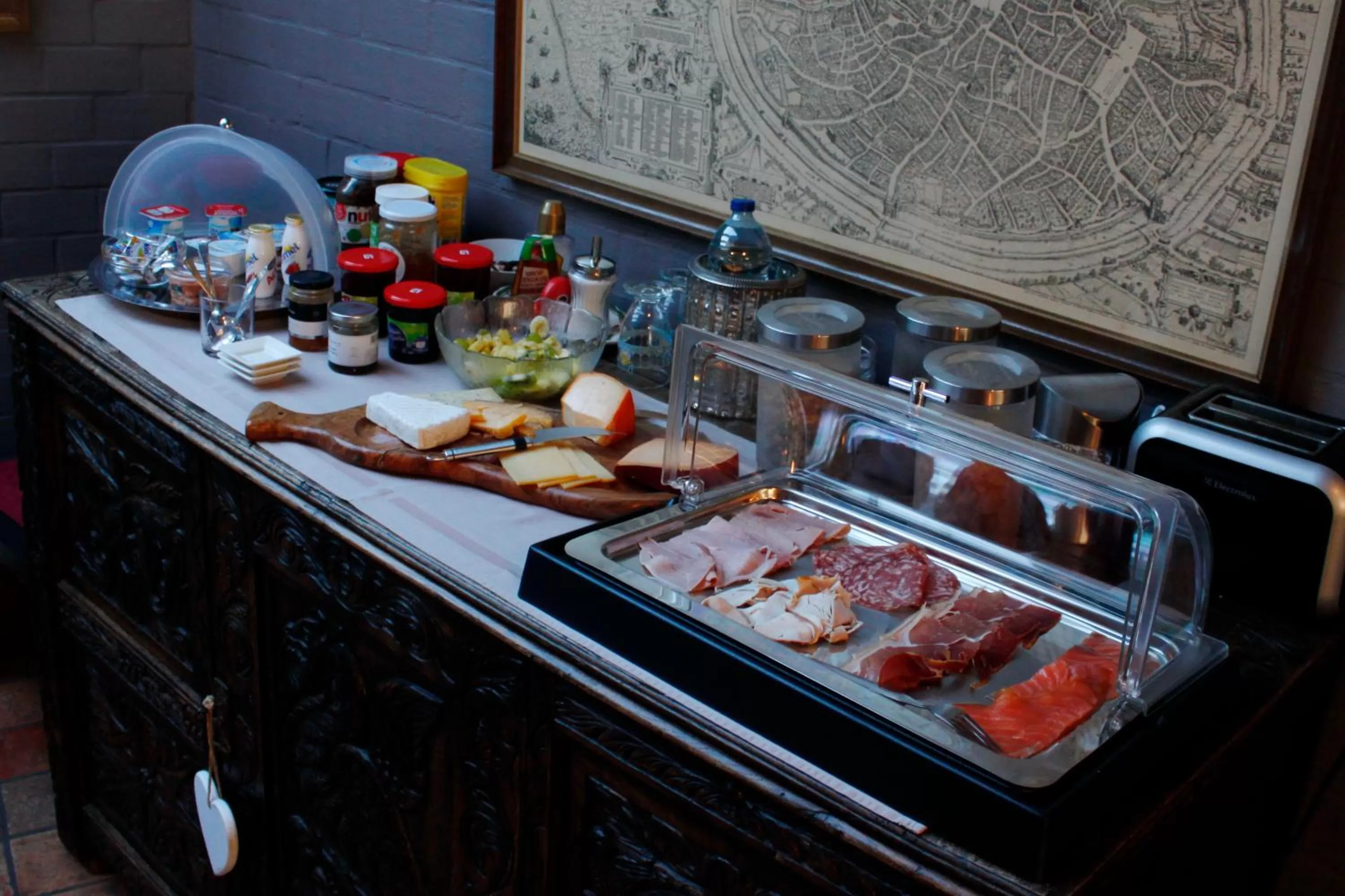 Patio, Food in B&B Coupure