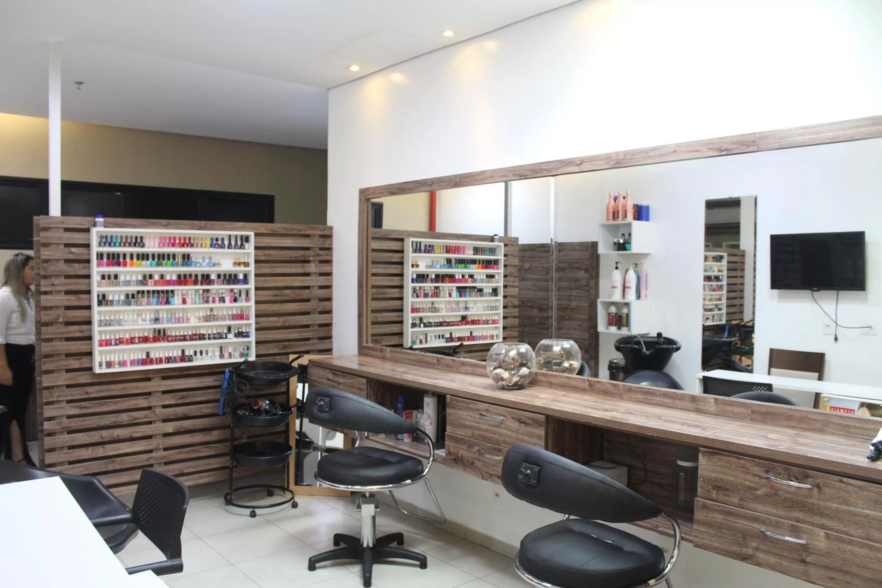 People in Imperial Hotel