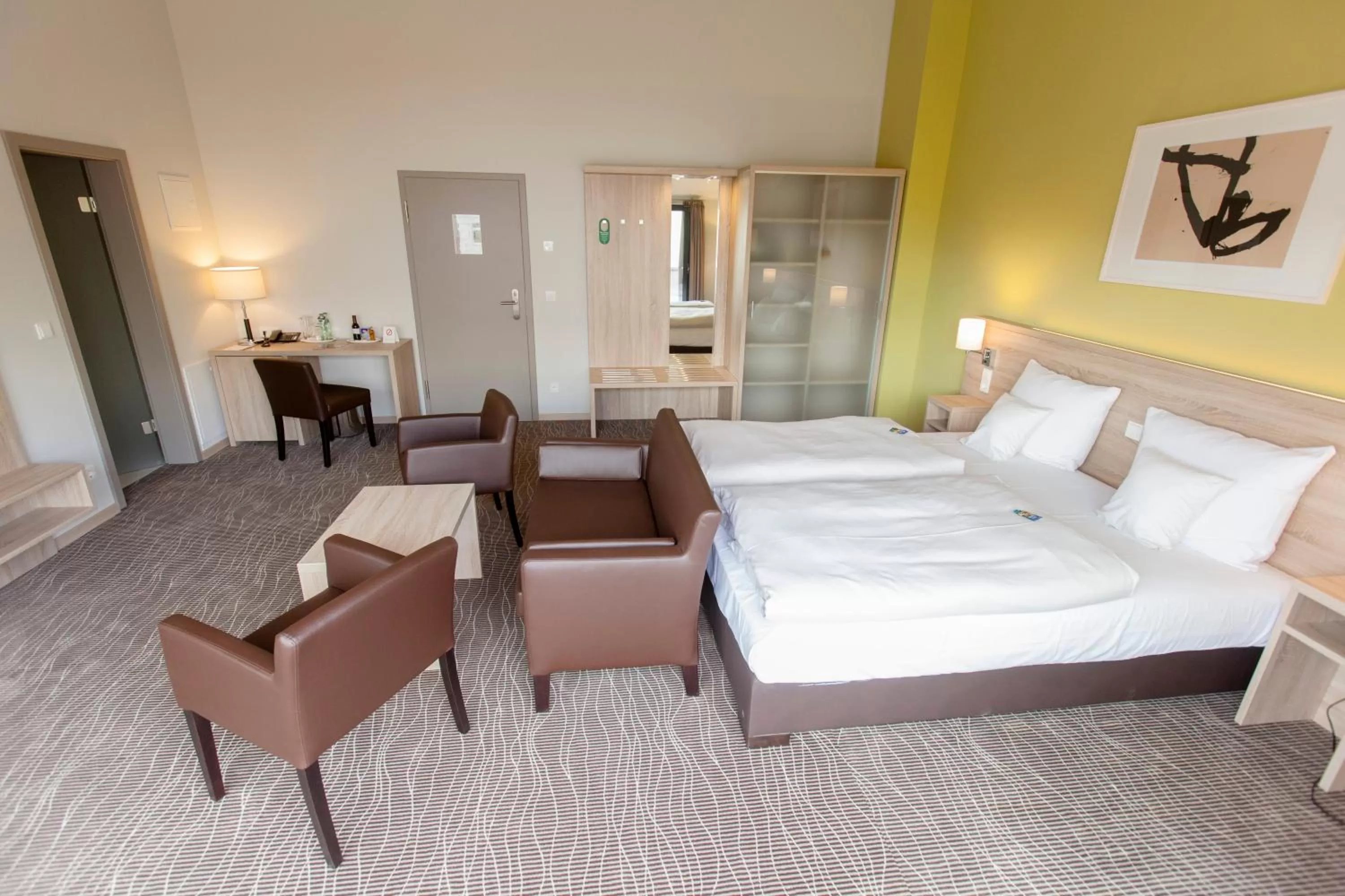 Photo of the whole room, Bed in Hotel Hafenresidenz Stralsund