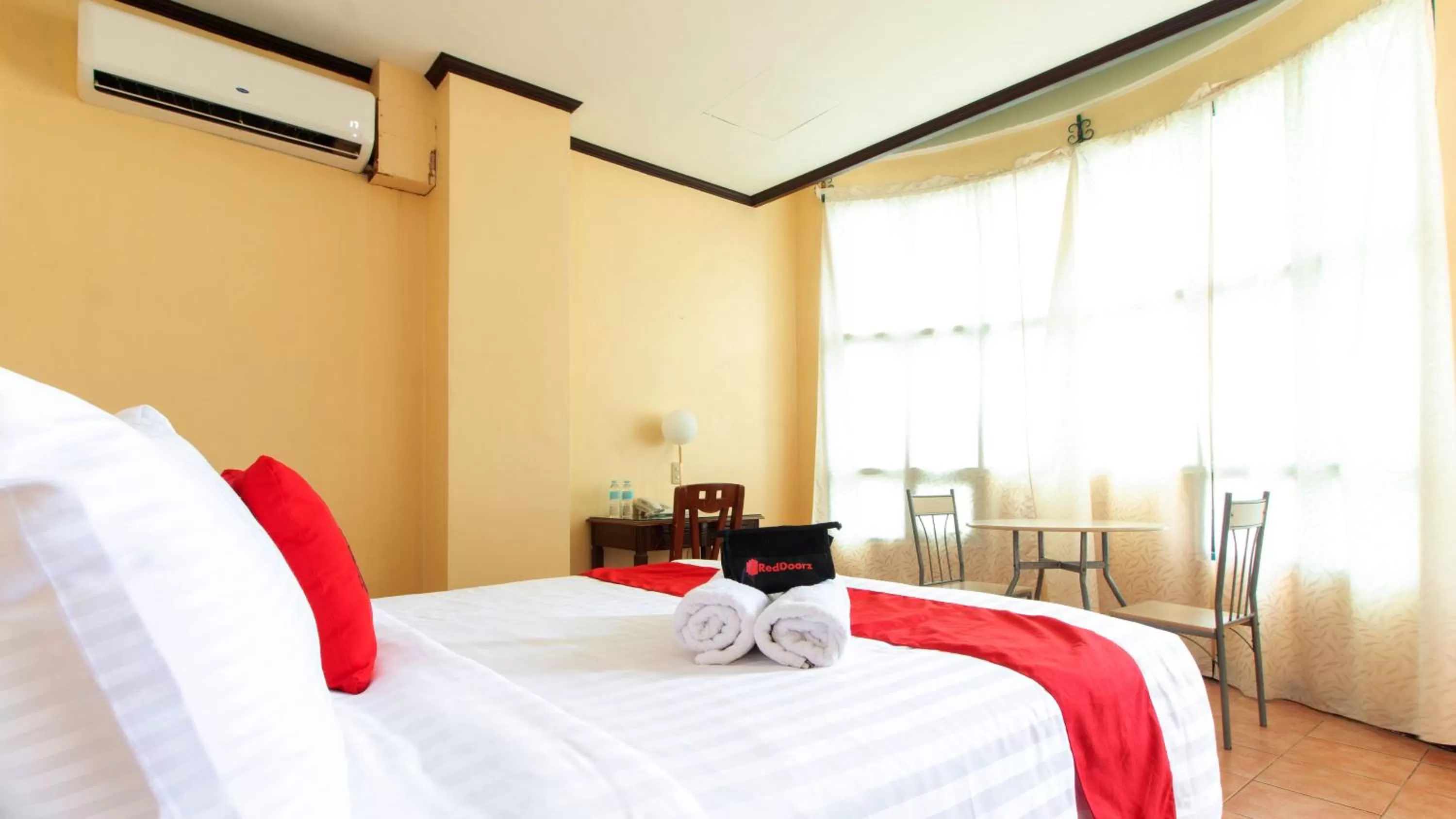 Bedroom, Bed in RedDoorz @ Downtown Tacloban