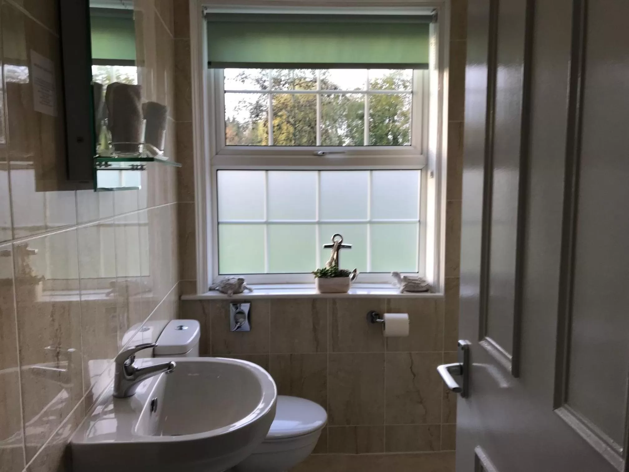 Bathroom in The Black Swan Inn