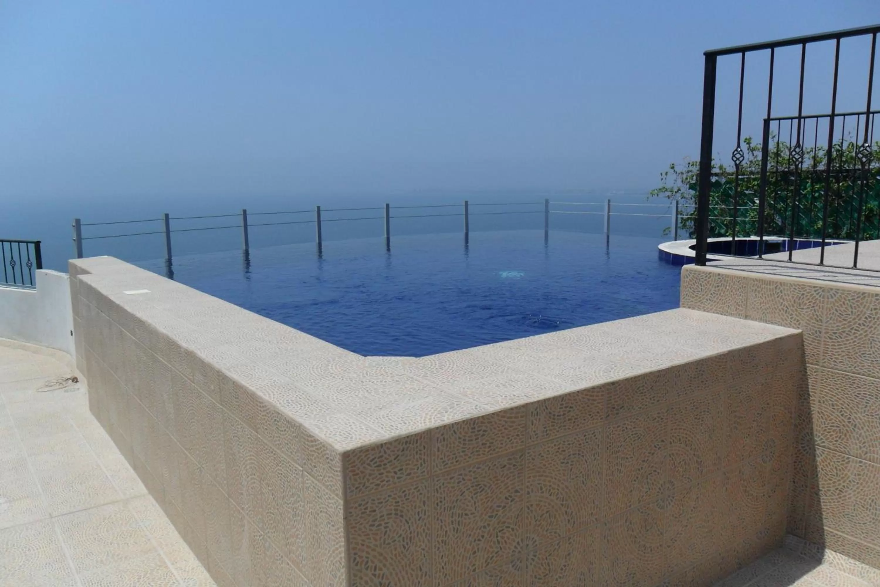 Swimming pool in Mondavi