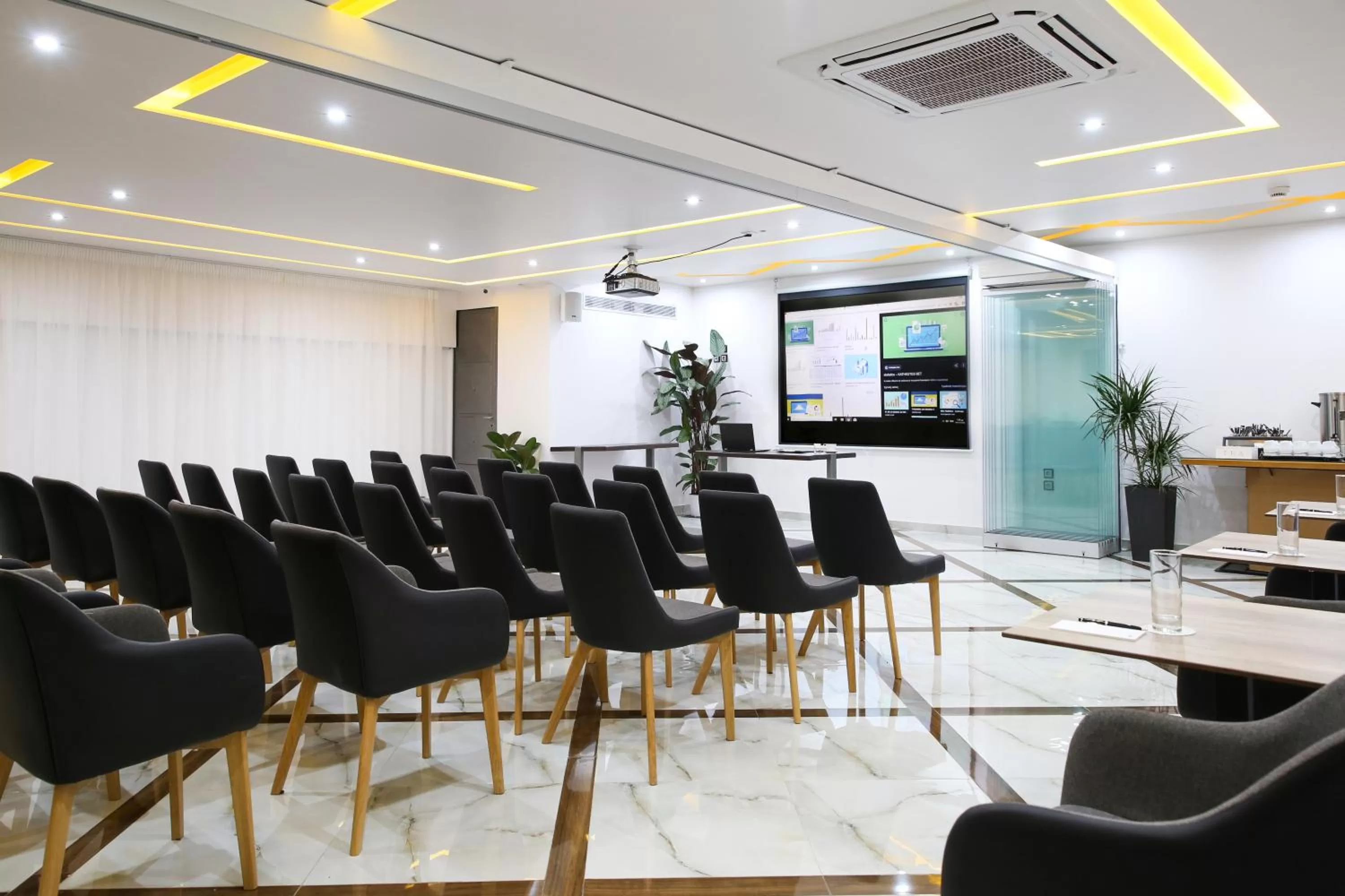 Meeting/conference room in Athens Starlight Hotel