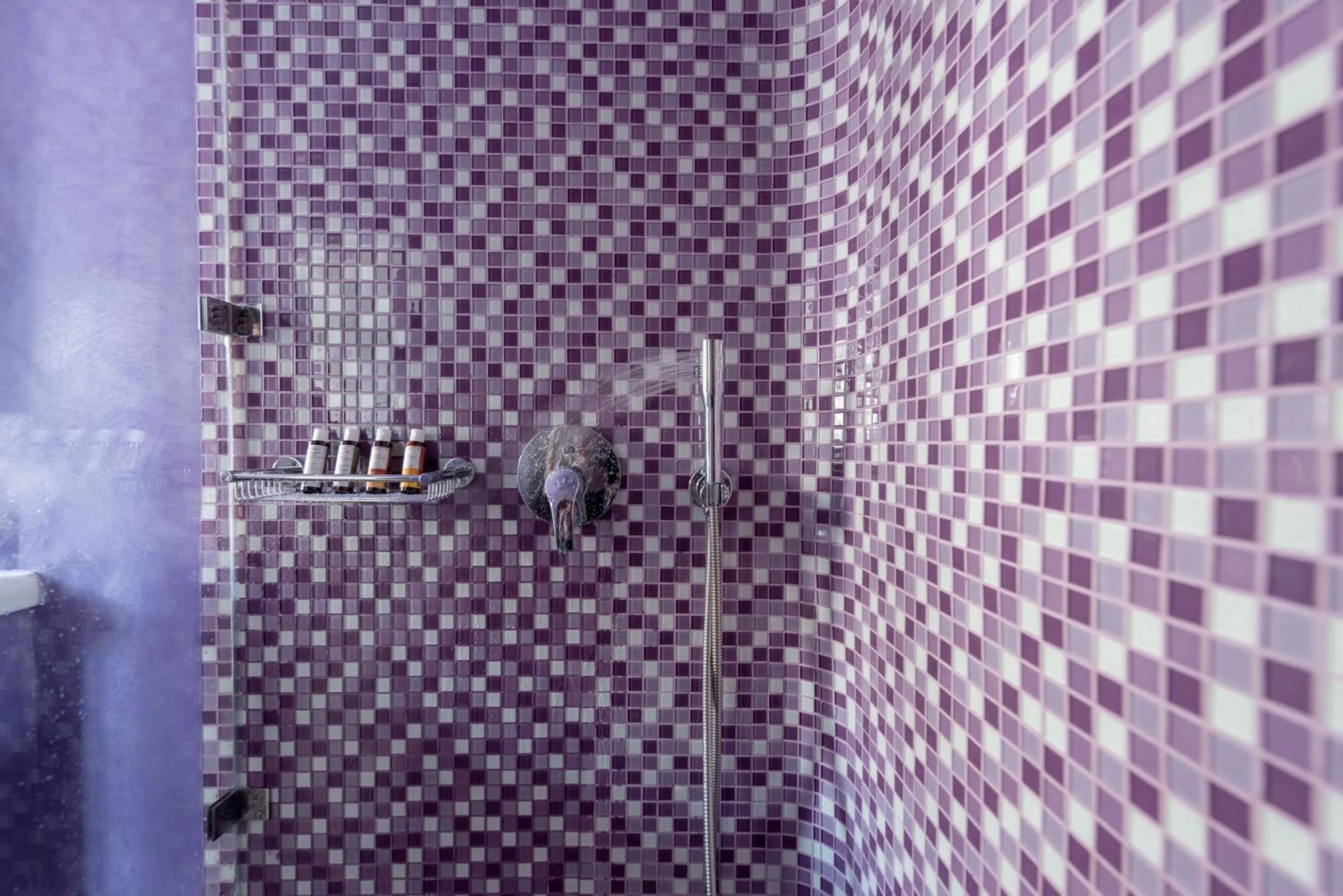 Shower in Aria Suites & Villas