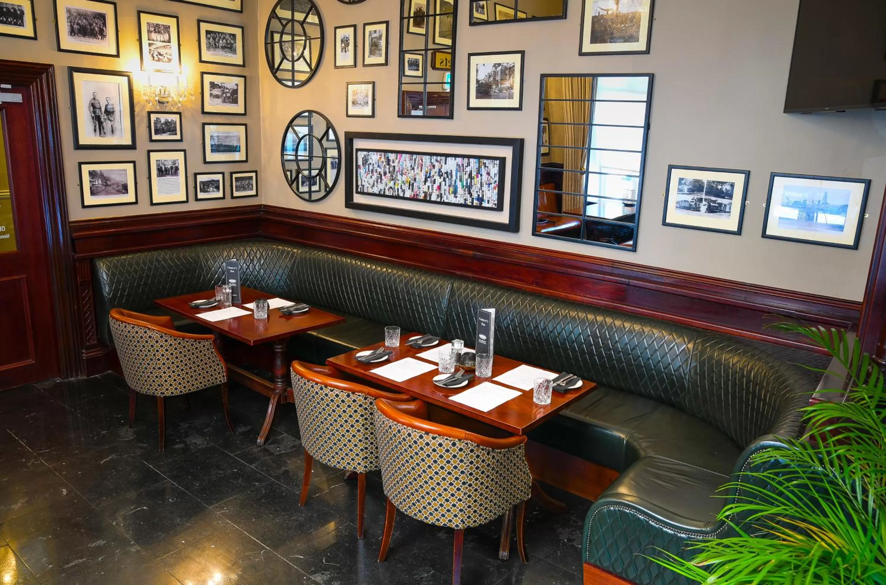 Restaurant/places to eat in Blarney Woollen Mills Hotel - BW Signature Collection