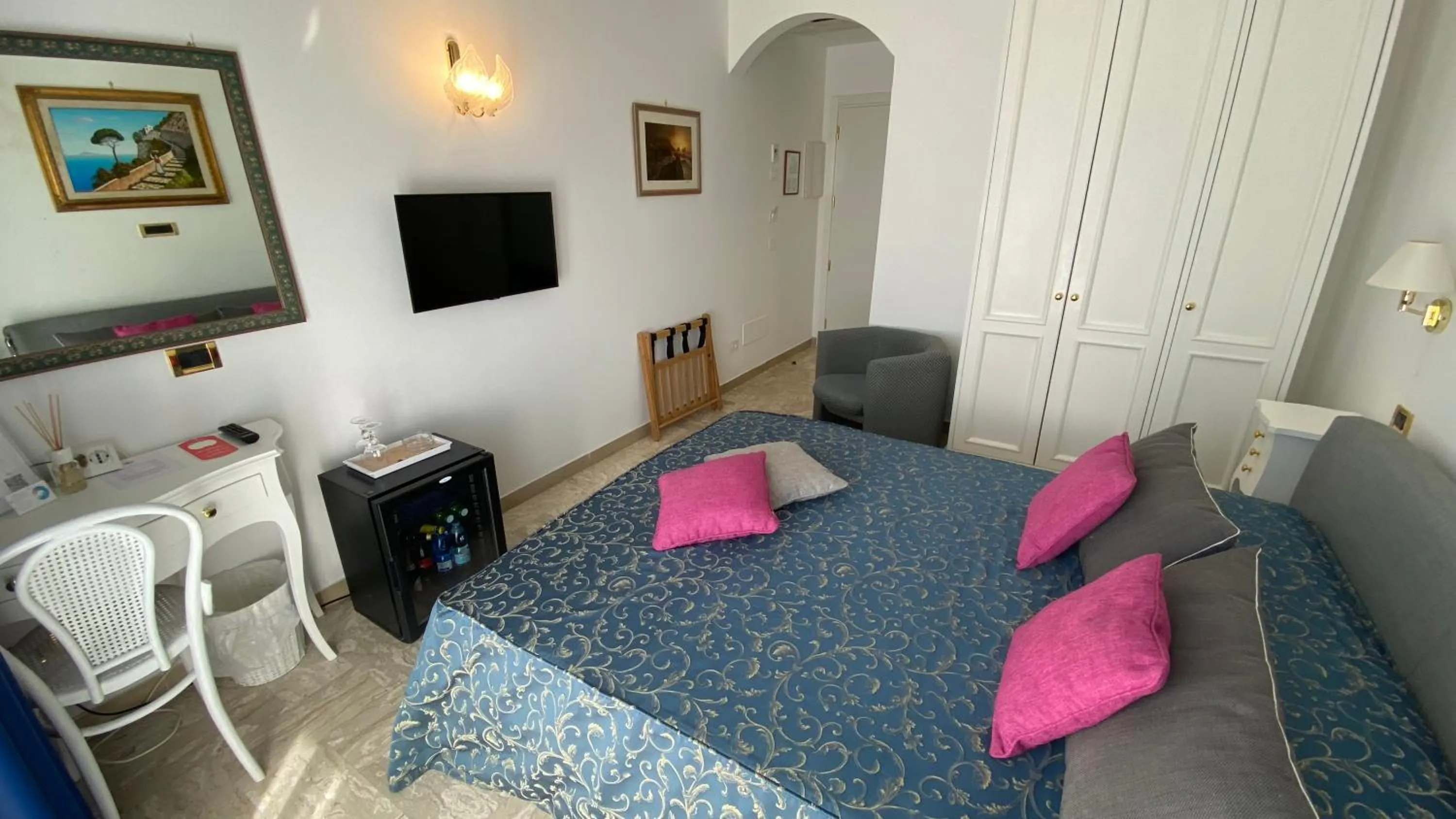 Photo of the whole room, Bed in Bougainville Luxury Boutique Hotel