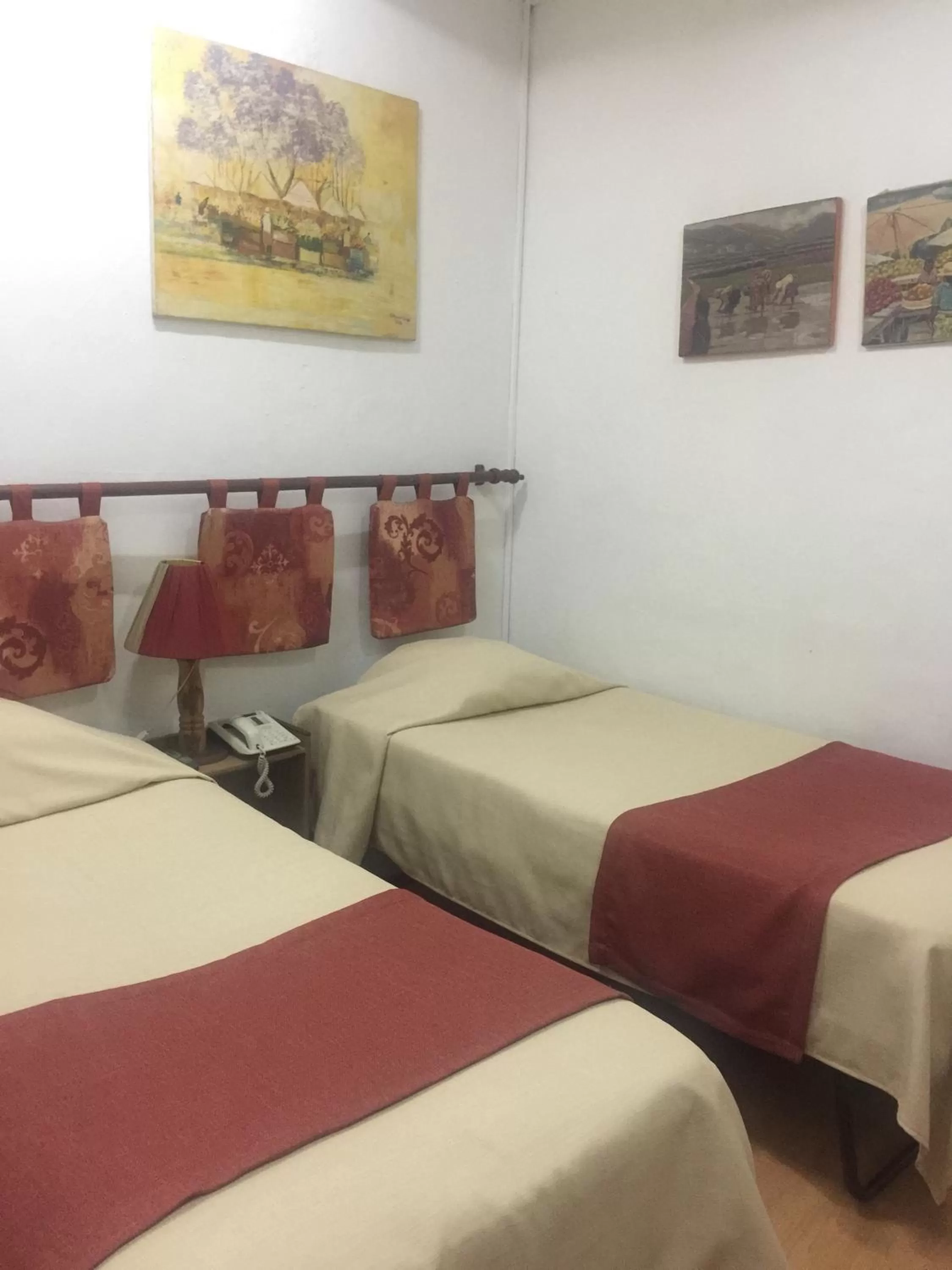 Bed in TANA-JACARANDA