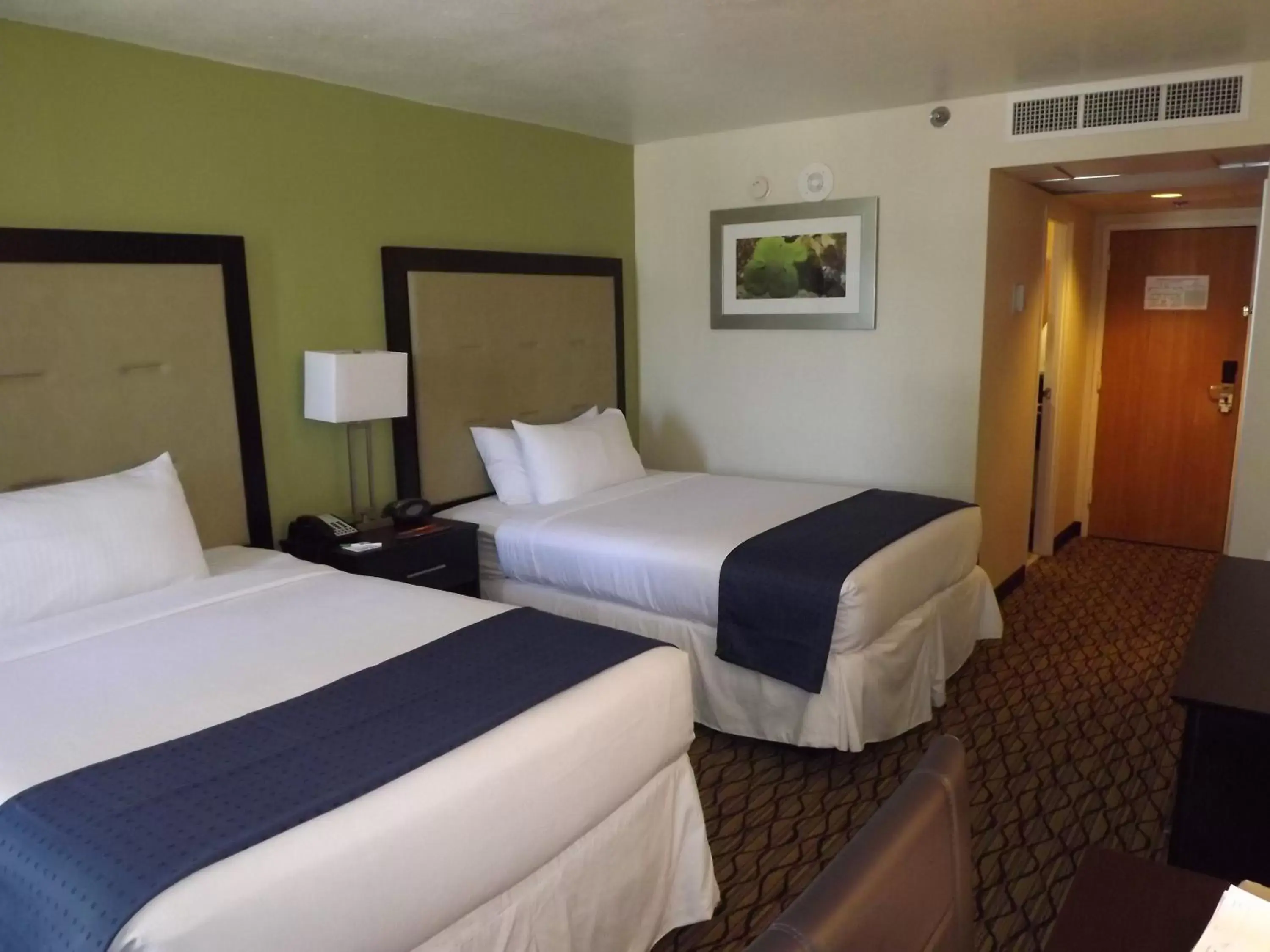 Deluxe Room in Holiday Inn Corpus Christi Downtown Marina by IHG Deluxe Room in Holiday Inn Corpus Christi Downtown Marina by IHG