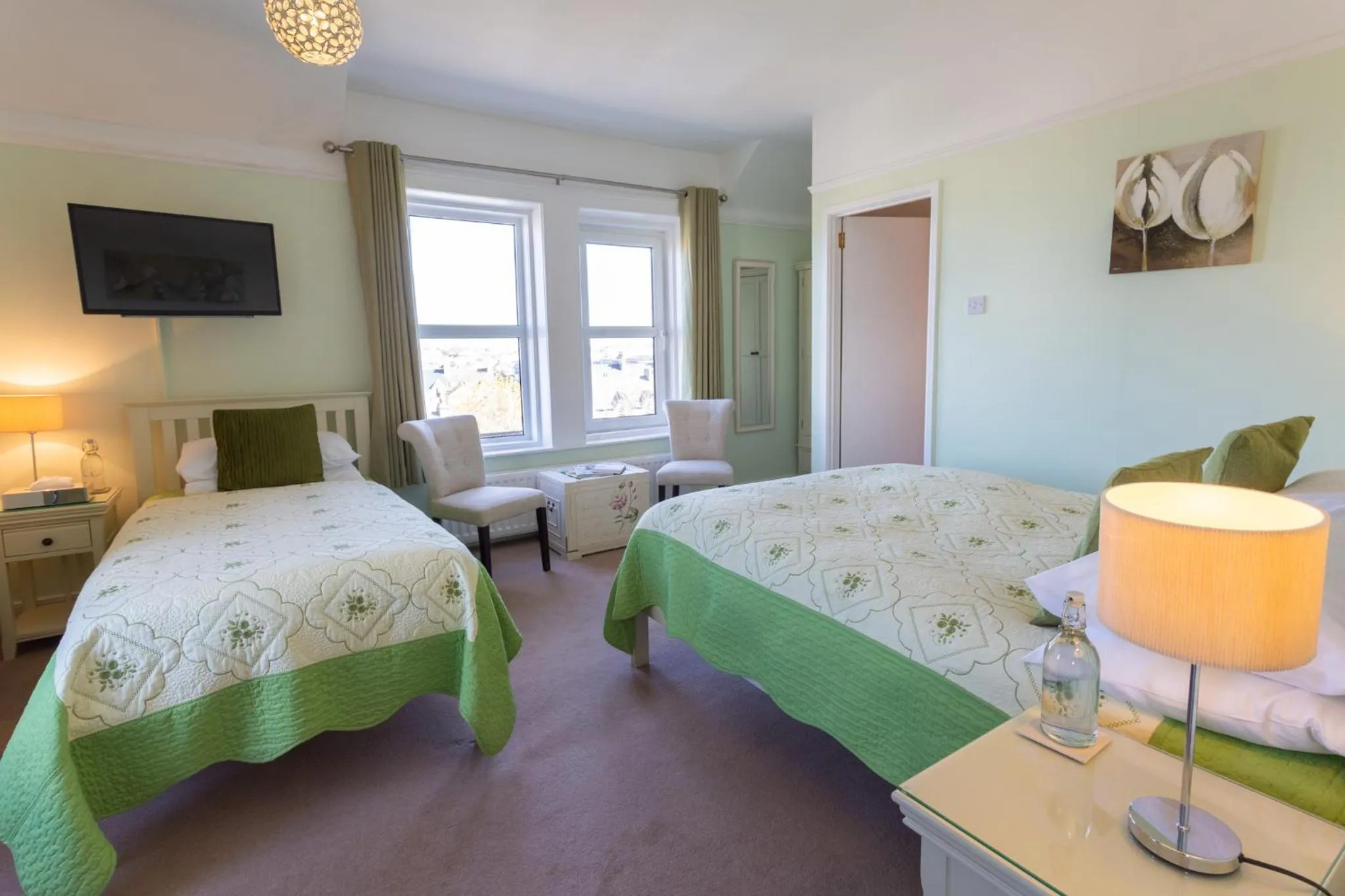 Bed in Shelleven Guest House