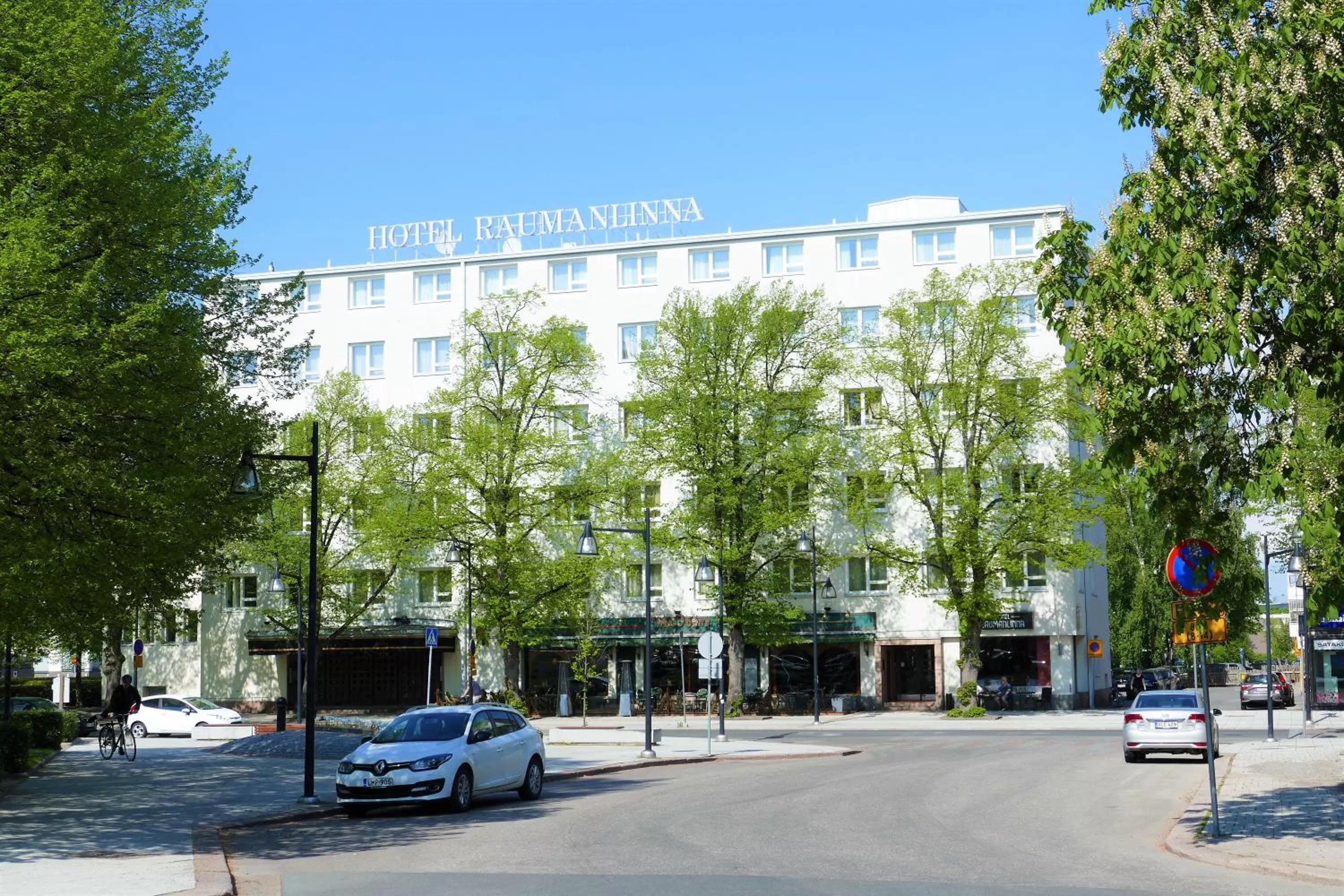 Property building in Hotel Raumanlinna