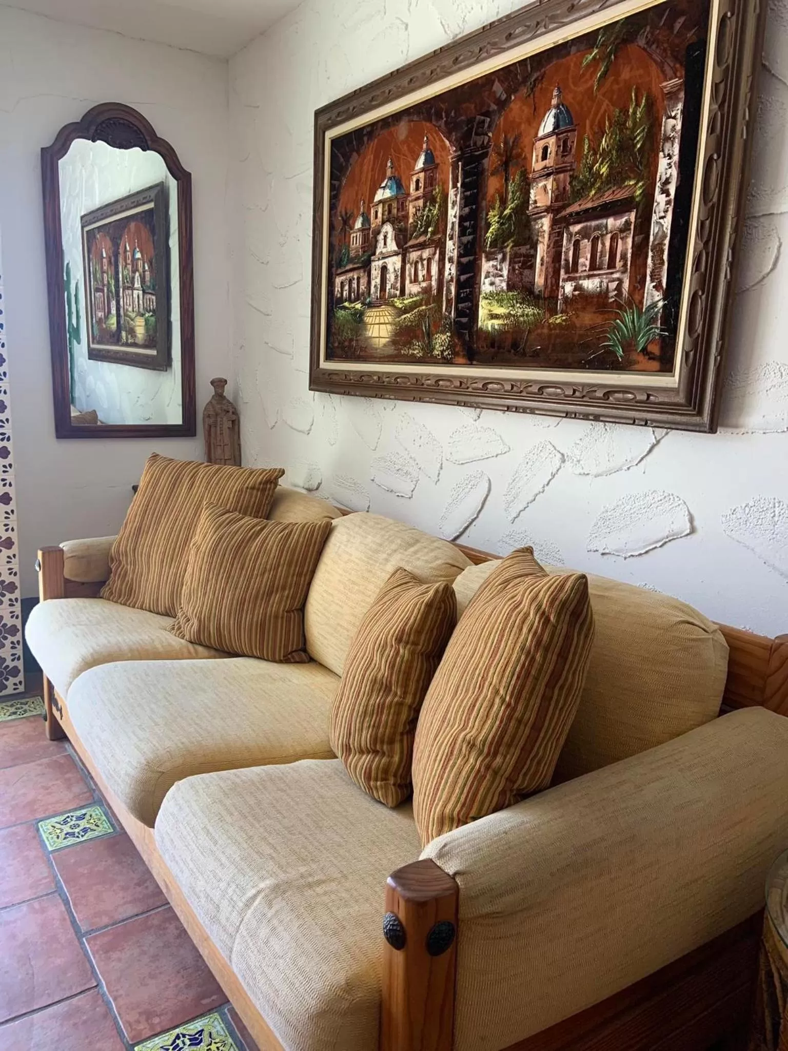 Living room in Poco Cielo Hotel