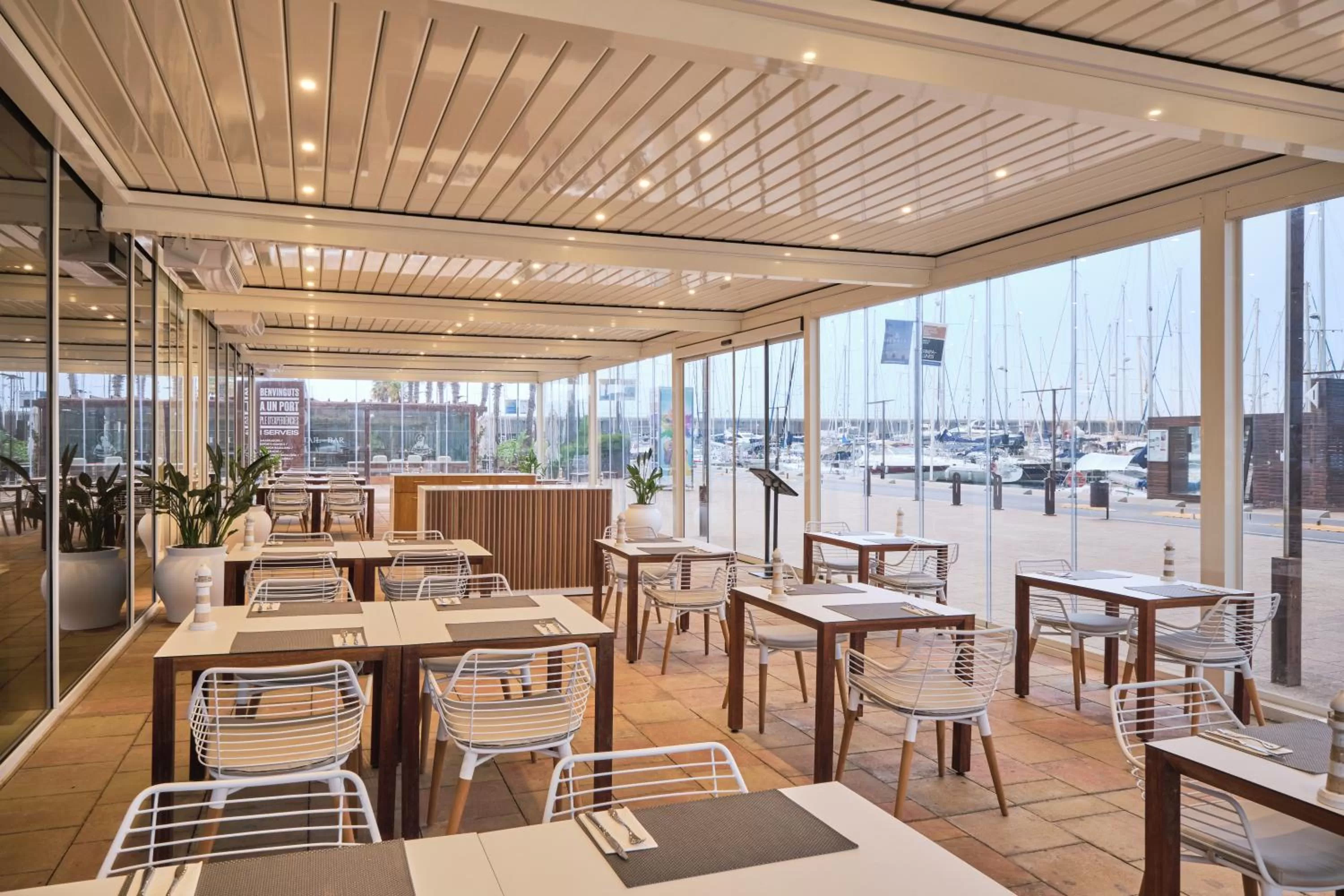 Restaurant/places to eat in Hotel Marina Badalona