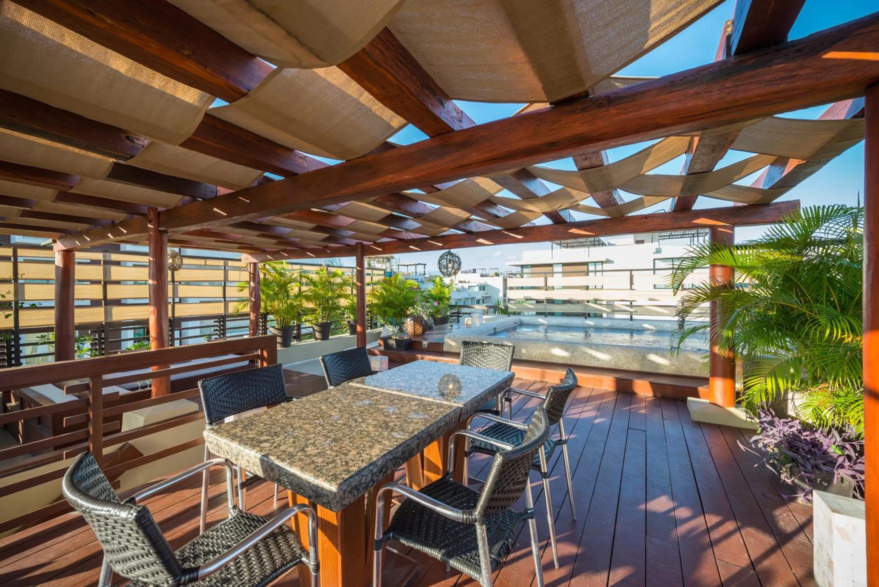 La Divina by Aldea Thai