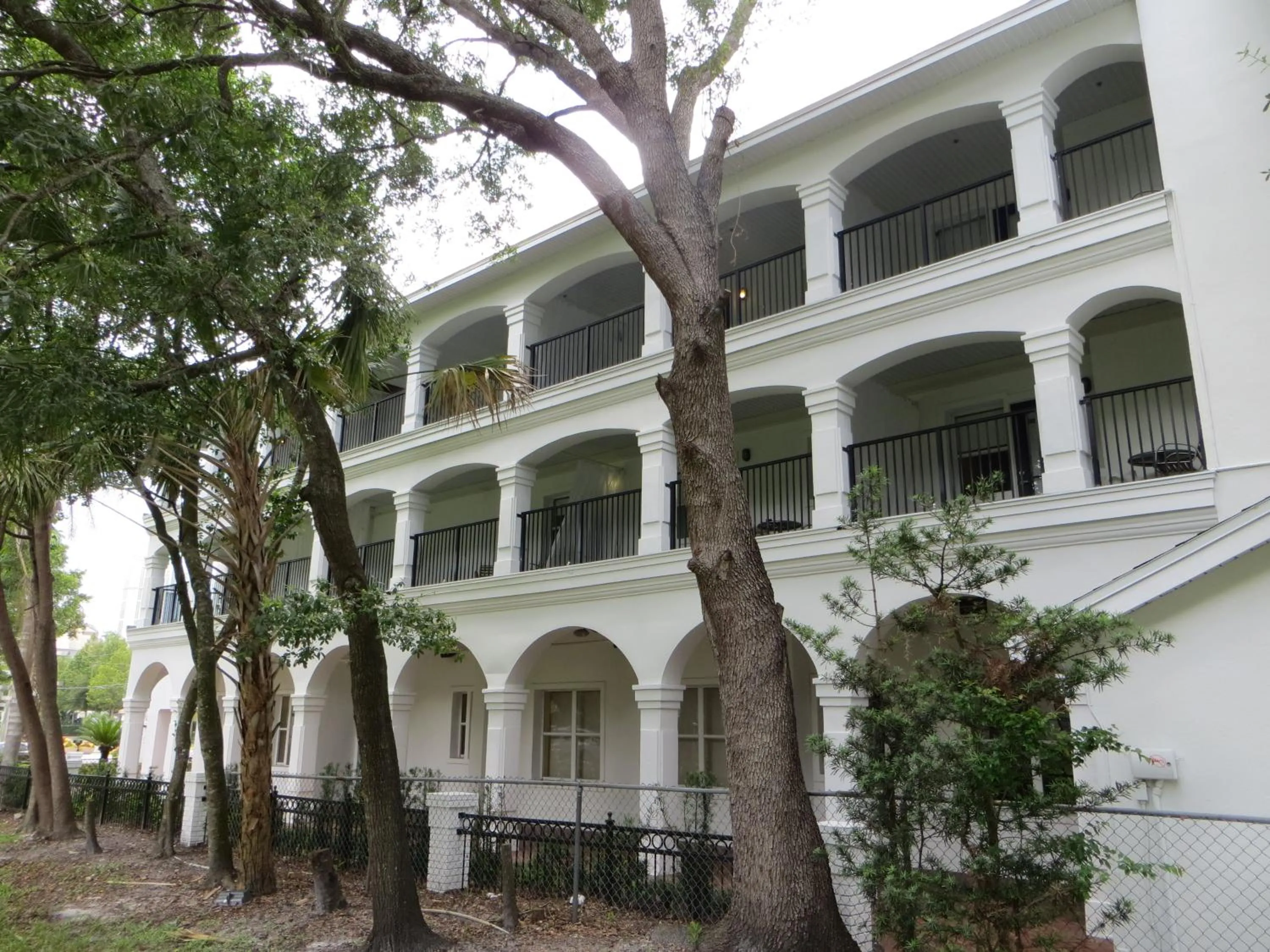 The EO Inn - Downtown Orlando