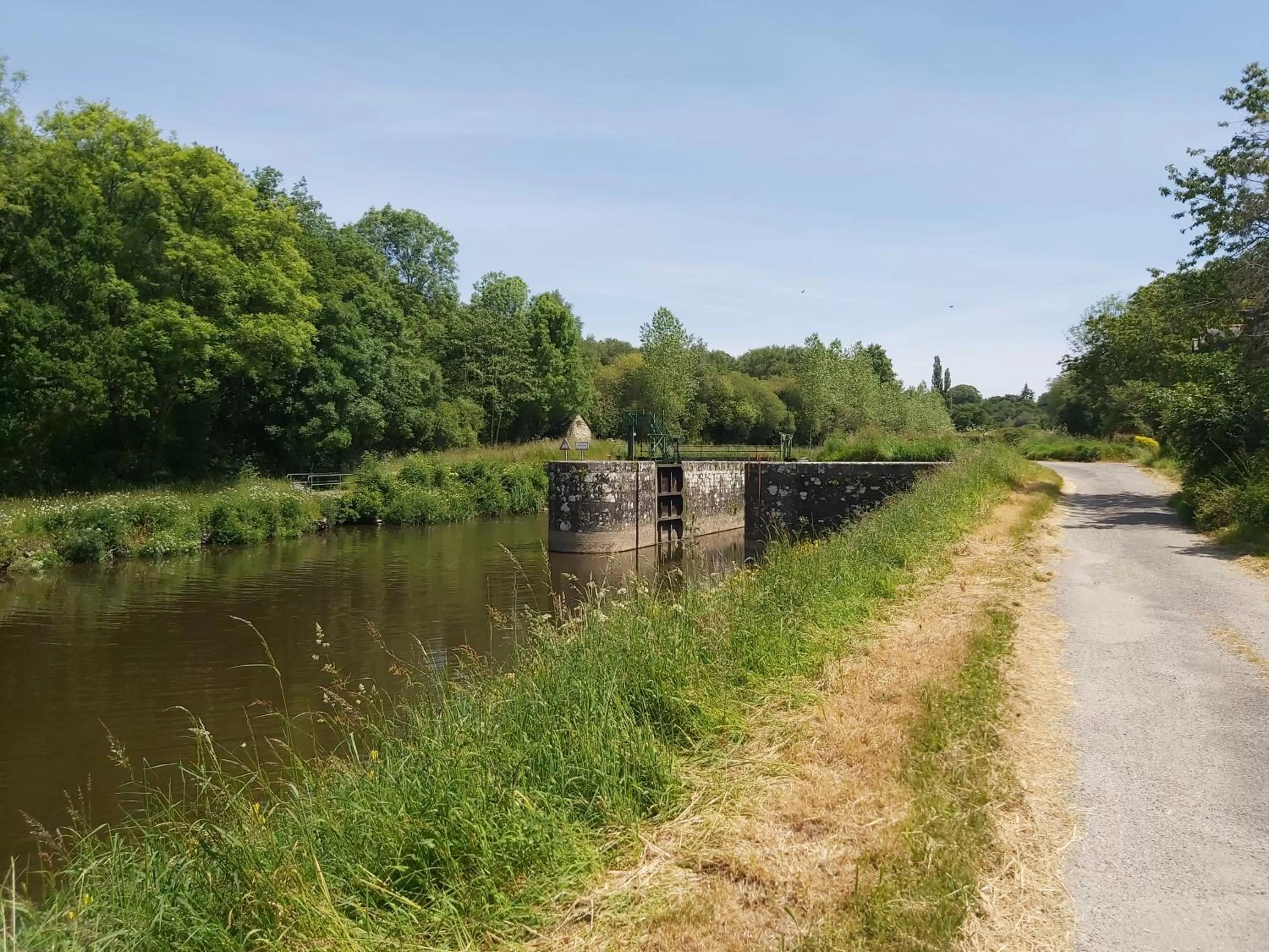 Nearby landmark in LES DEUX RIVIERES - Chambres & Table d'Hôtes -