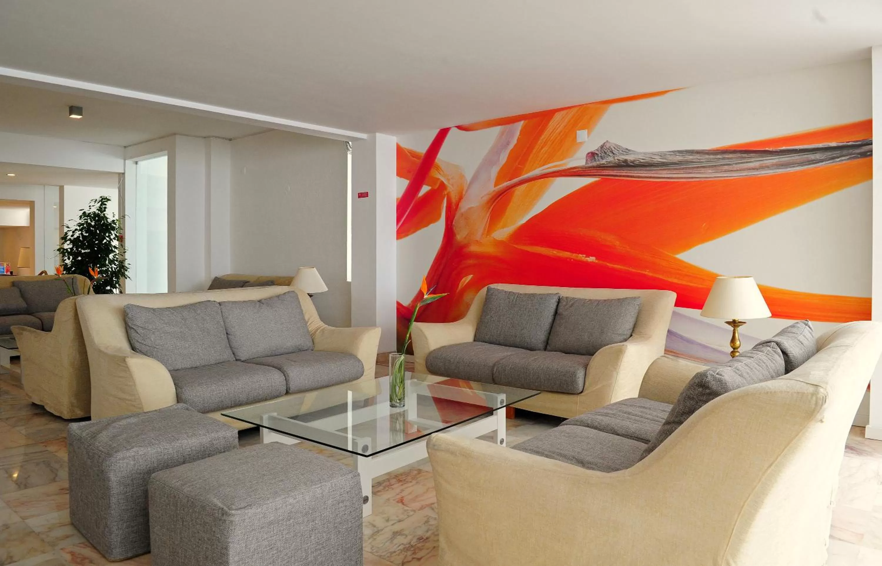 Lobby or reception in Dorisol Estrelicia Hotel