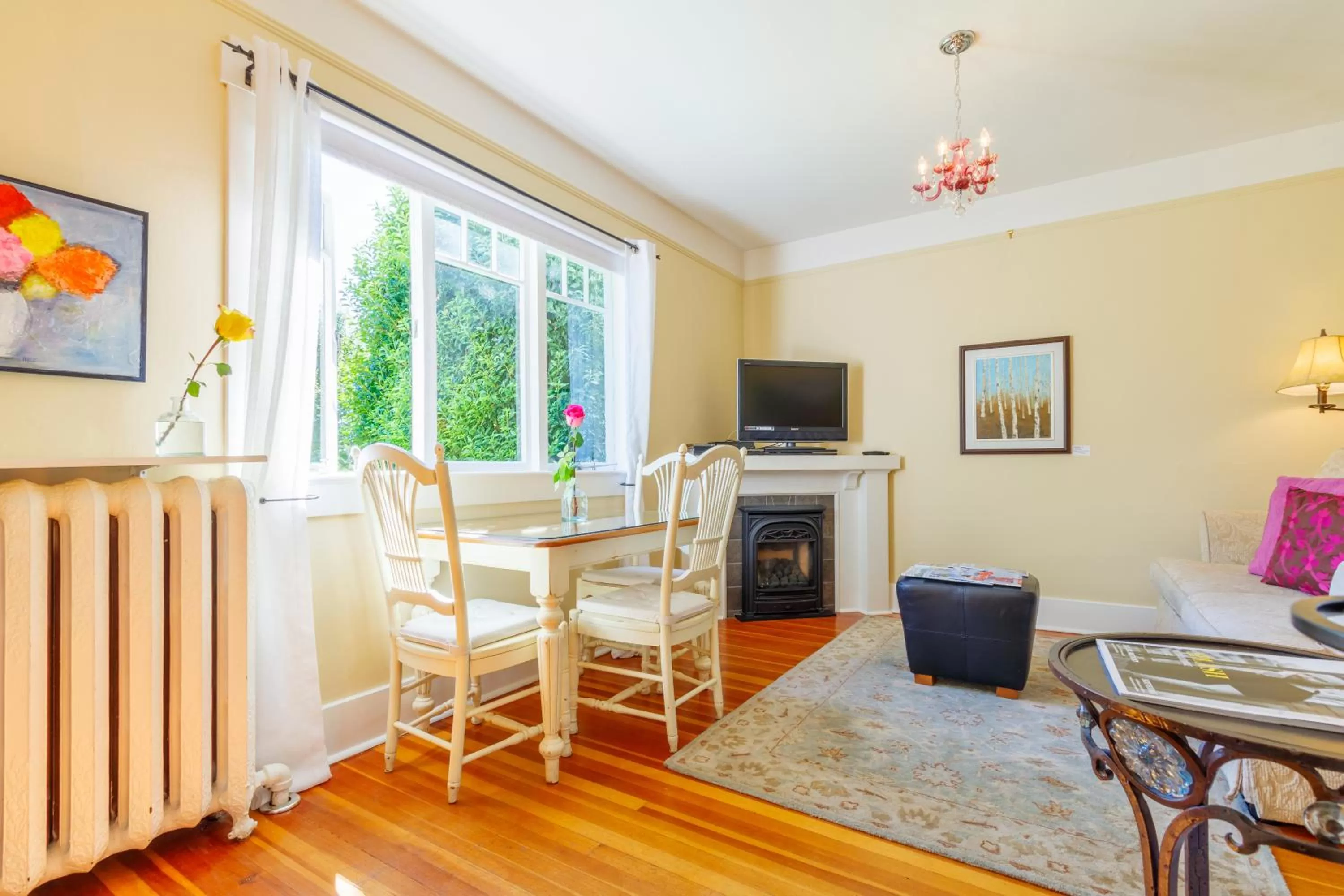 Living room in Fairholme Manor Inn