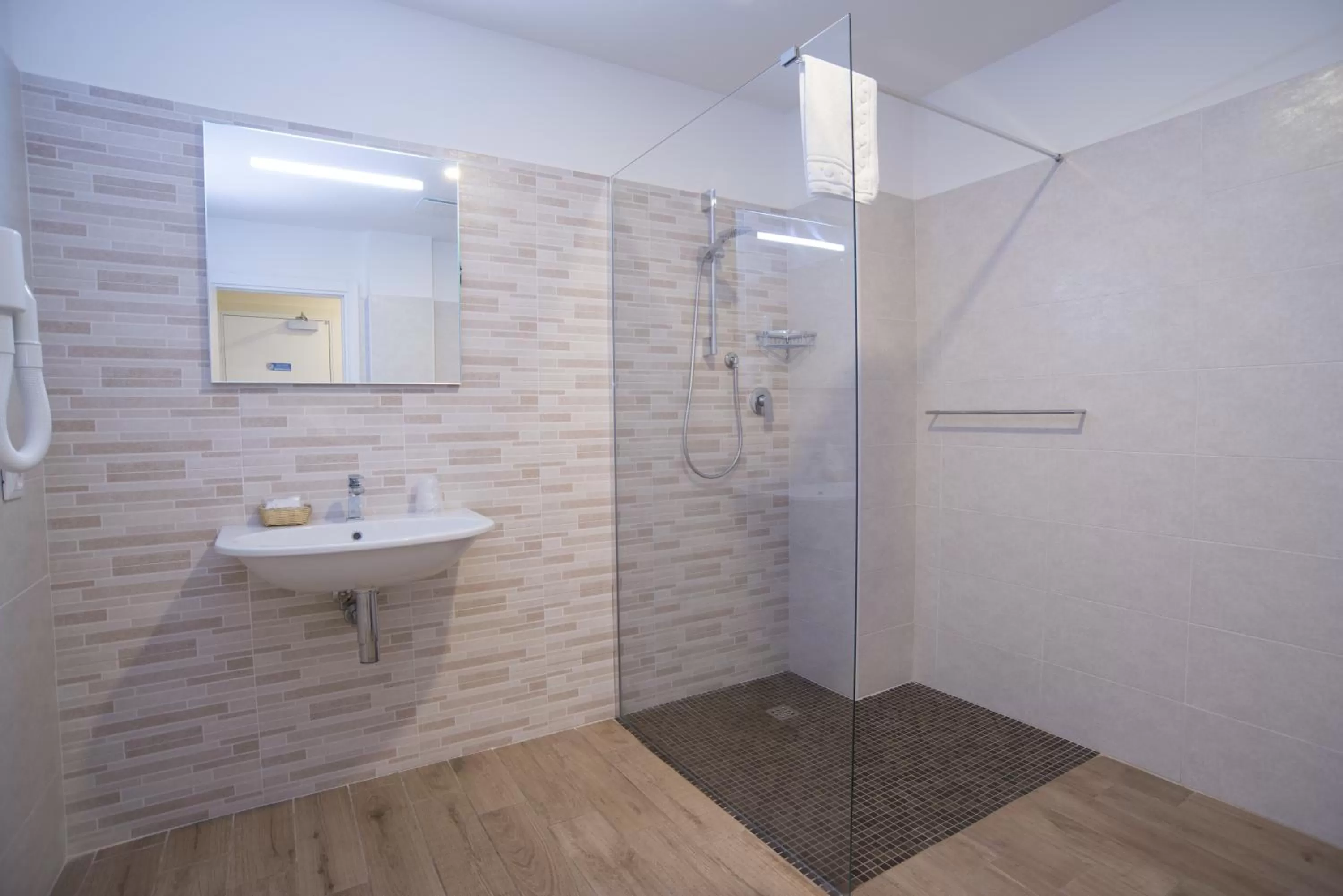 Bathroom in Hotel Astoria