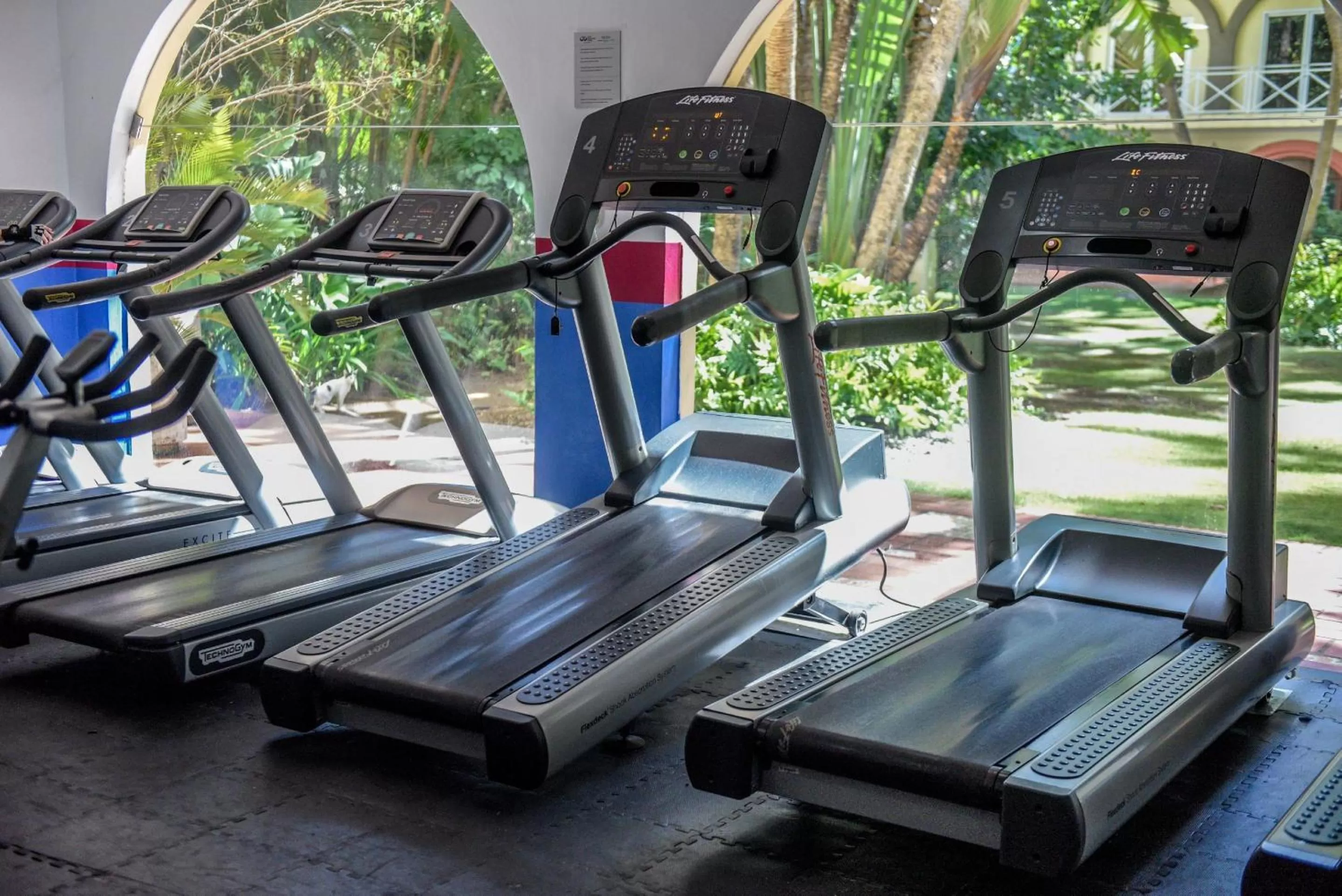 Fitness centre/facilities in Dominican Fiesta Hotel